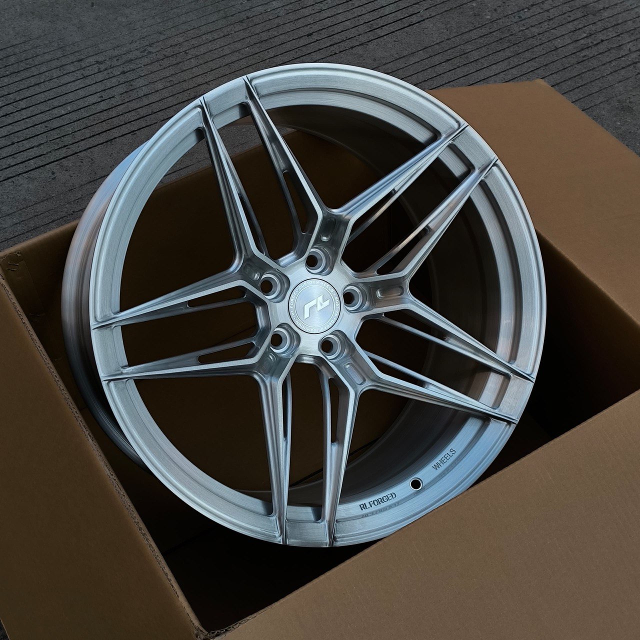 Колесный кованный диск RL Forged FWM01 series BMW VW AUDI и другие