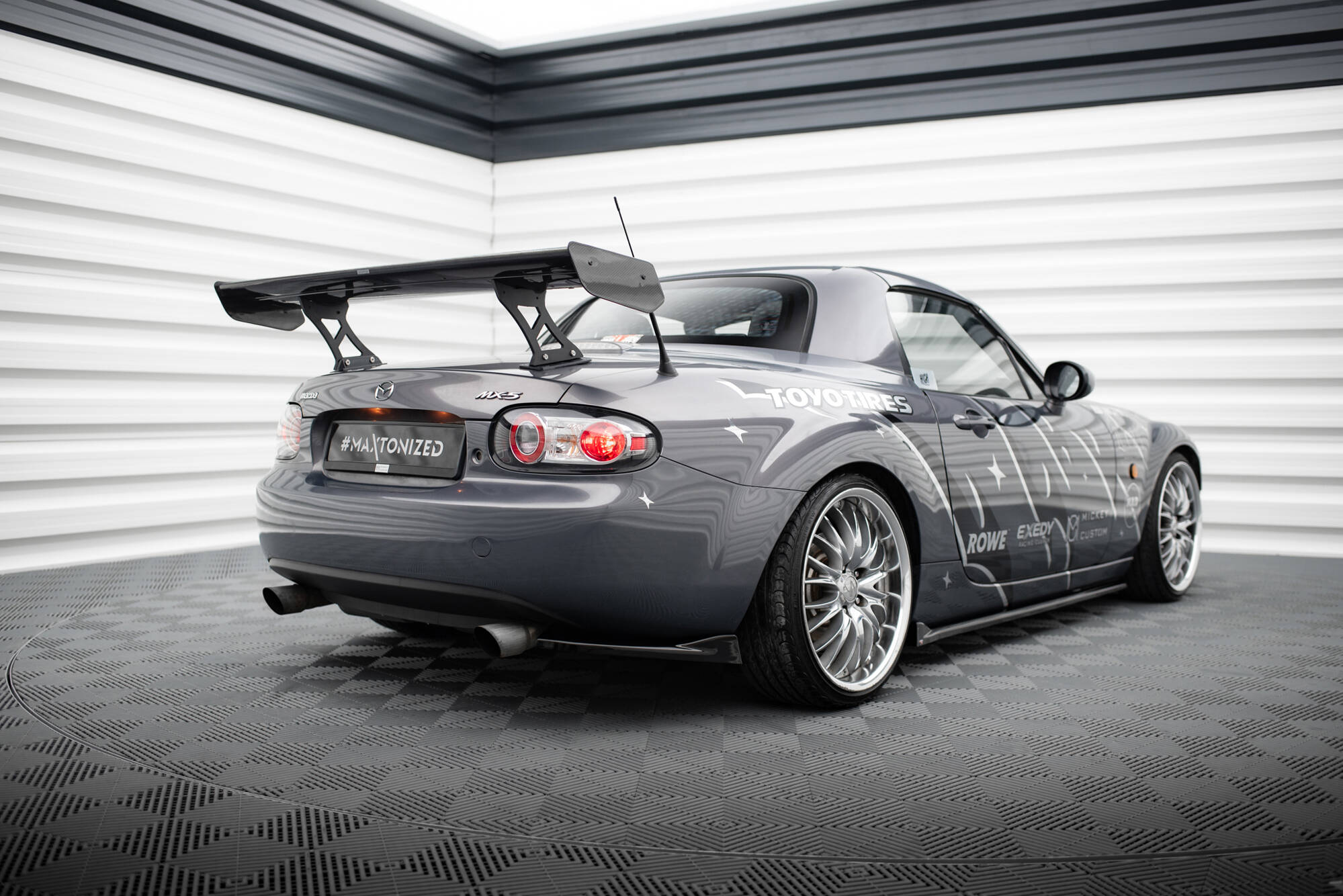 Maxton Design Карбоновый спойлер для Mazda MX5 Hardtop NC (MK3)