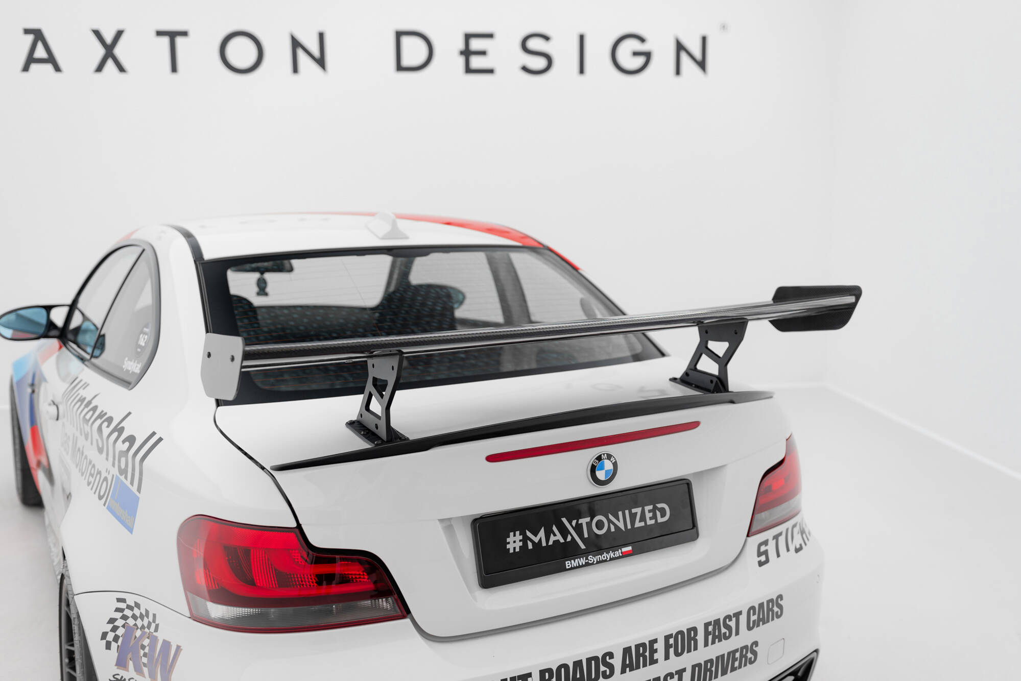 Maxton Design Карбоновый спойлер с внутренними кронштейнами и стойками V.2 для BMW 1 M E82