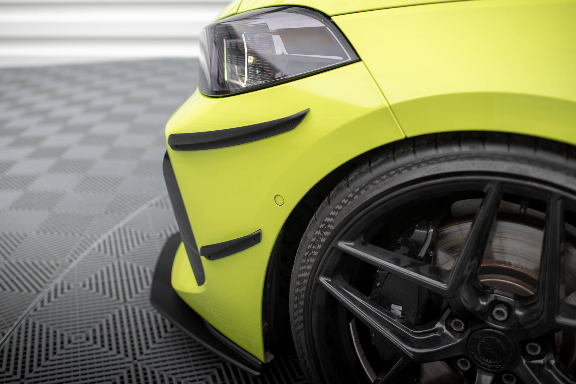 Maxton Design Передние бамперные аэродинамические элементы (канарды) BMW 1 M-Pack / M135i / 128ti F40 — изображение 4