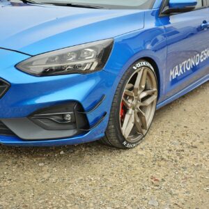 Maxton Design Передние бамперные аэродинамические элементы (канарды) Ford Focus ST / ST-Line Mk4