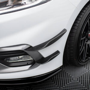 Maxton Design Передние бамперные аэродинамические элементы (канарды) V.2 Ford Fiesta Mk8 ST / ST-Line