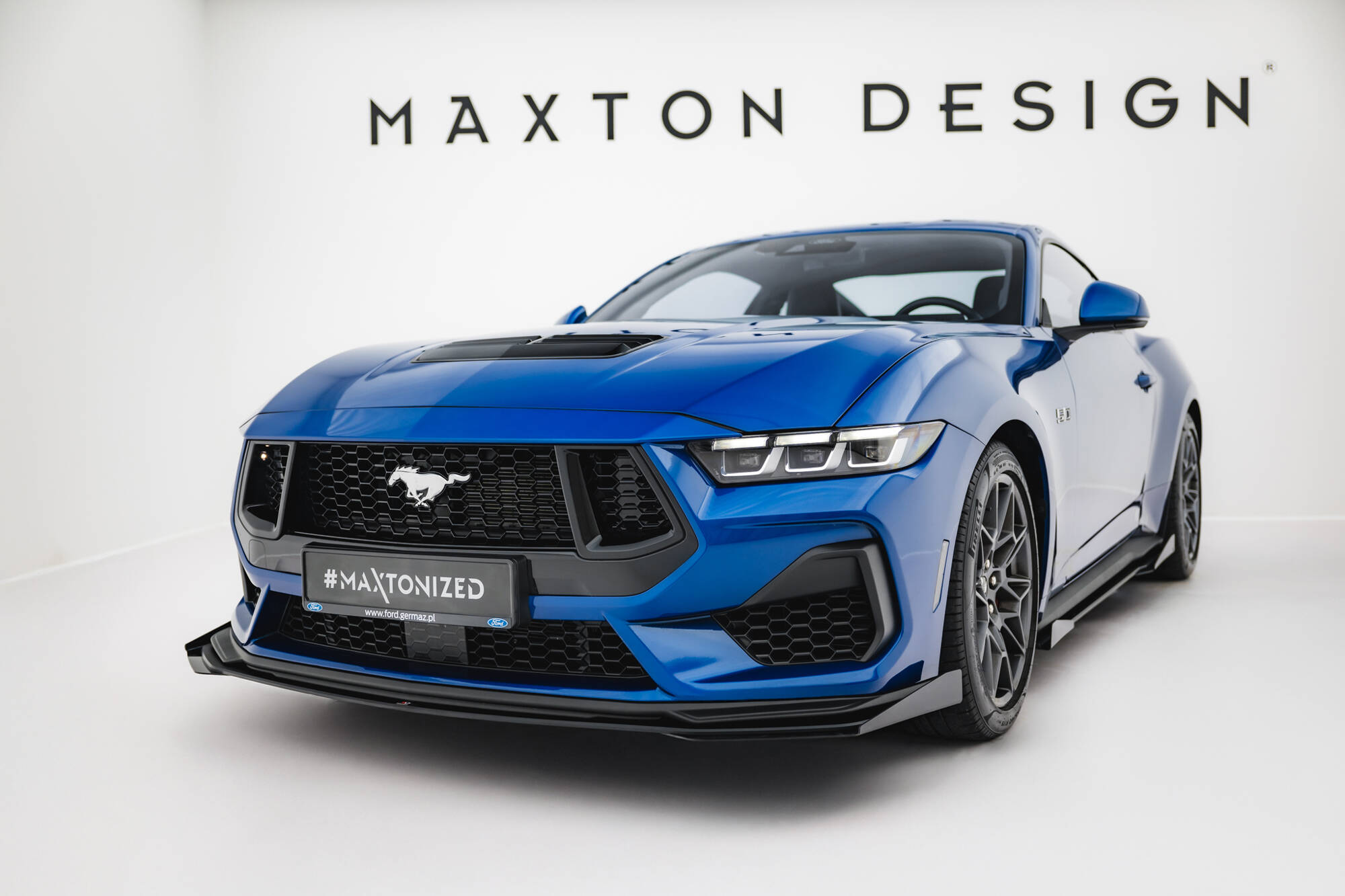 Maxton Design Передние брызговики Ford Mustang GT Mk7 — изображение 2