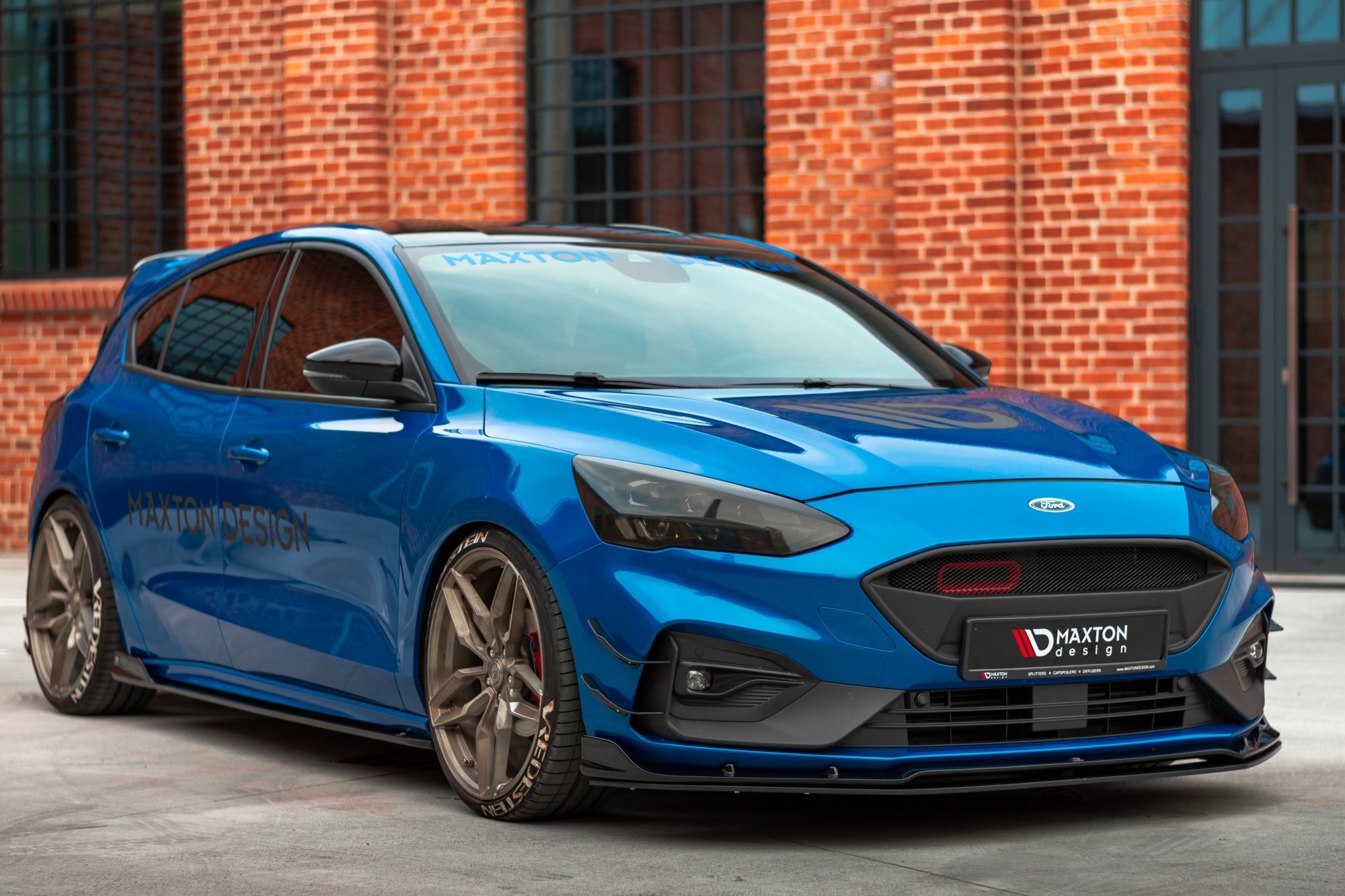 Maxton Design Передний гоночный сплиттер для Ford Focus Mk4 Stline — изображение 2