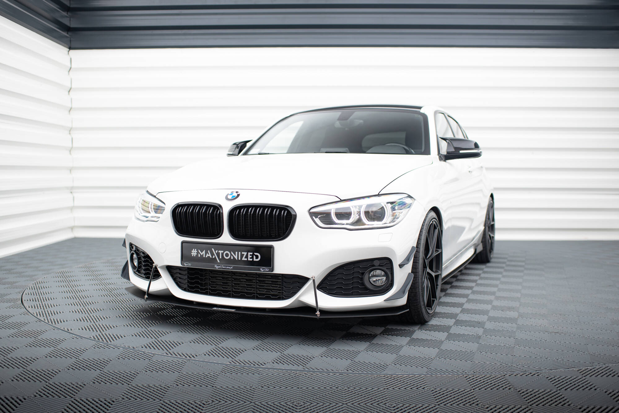 Maxton Design Передний гоночный сплиттер V.1 BMW 1 F20/F21 M-Power рестайлинг