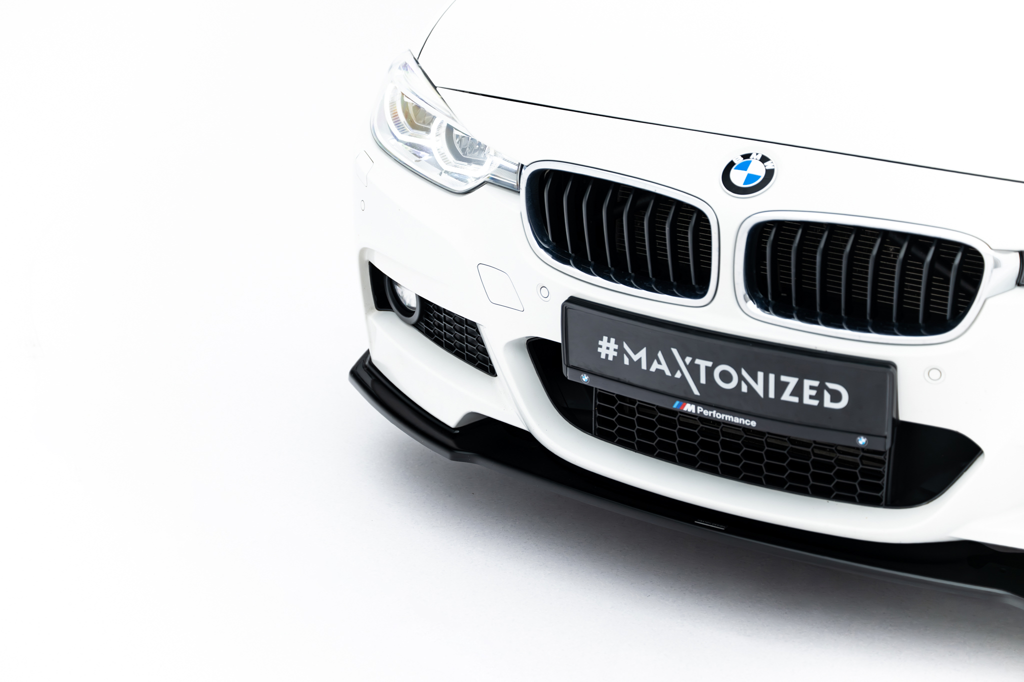 Maxton Design Передний сплиттер BMW 3 M-Pack F30 / F30 Facelift — изображение 3