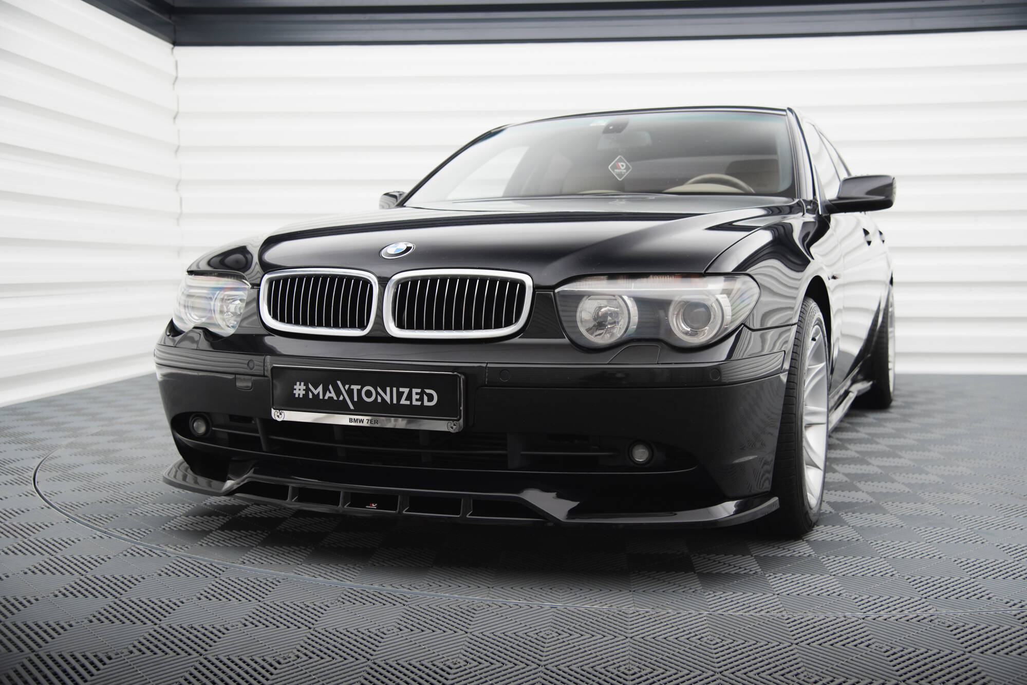 Maxton Design Передний сплиттер BMW 7 E65