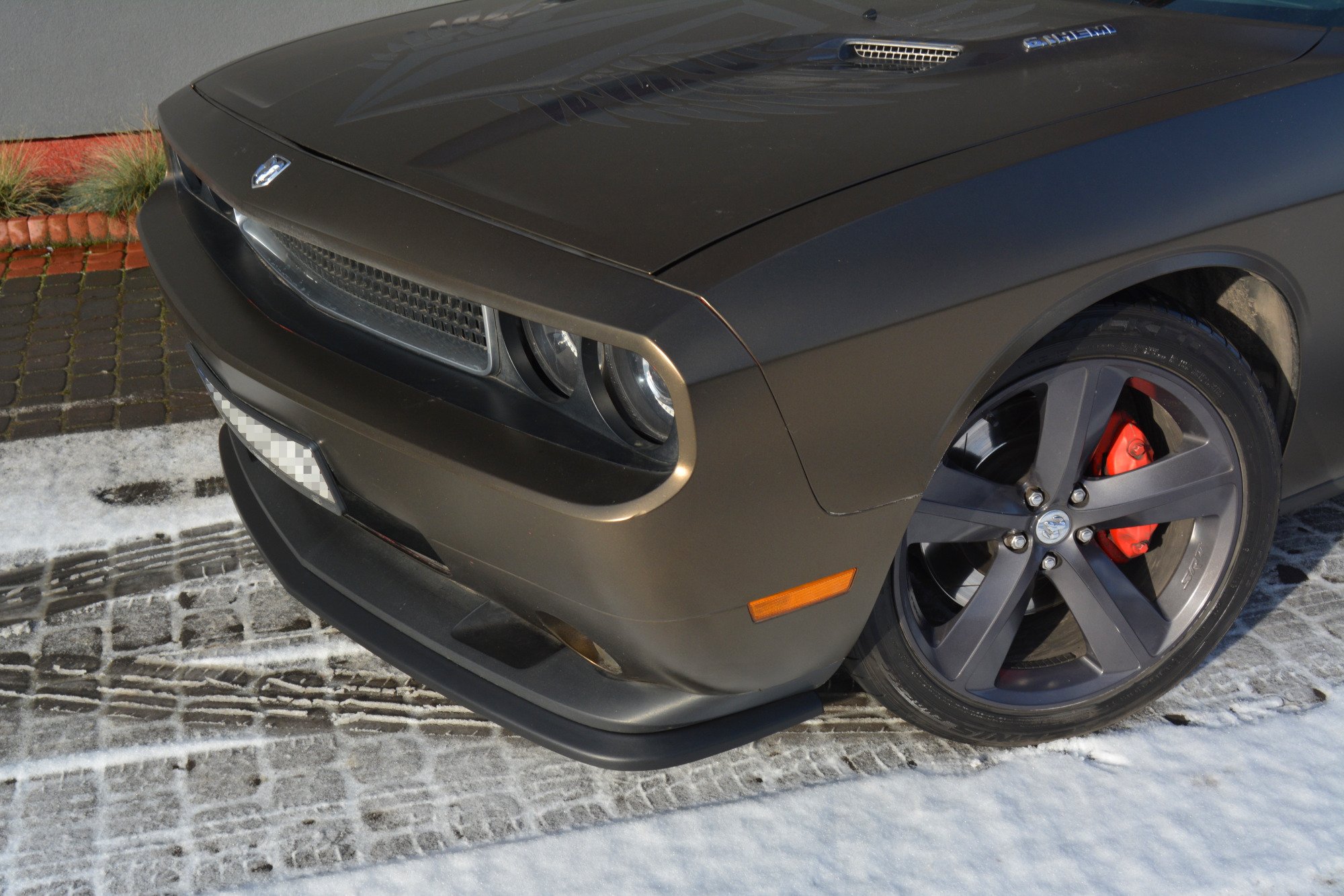 Maxton Design Передний сплиттер для Dodge Challenger MK3. Phase-I SRT8 Coupe. — изображение 3