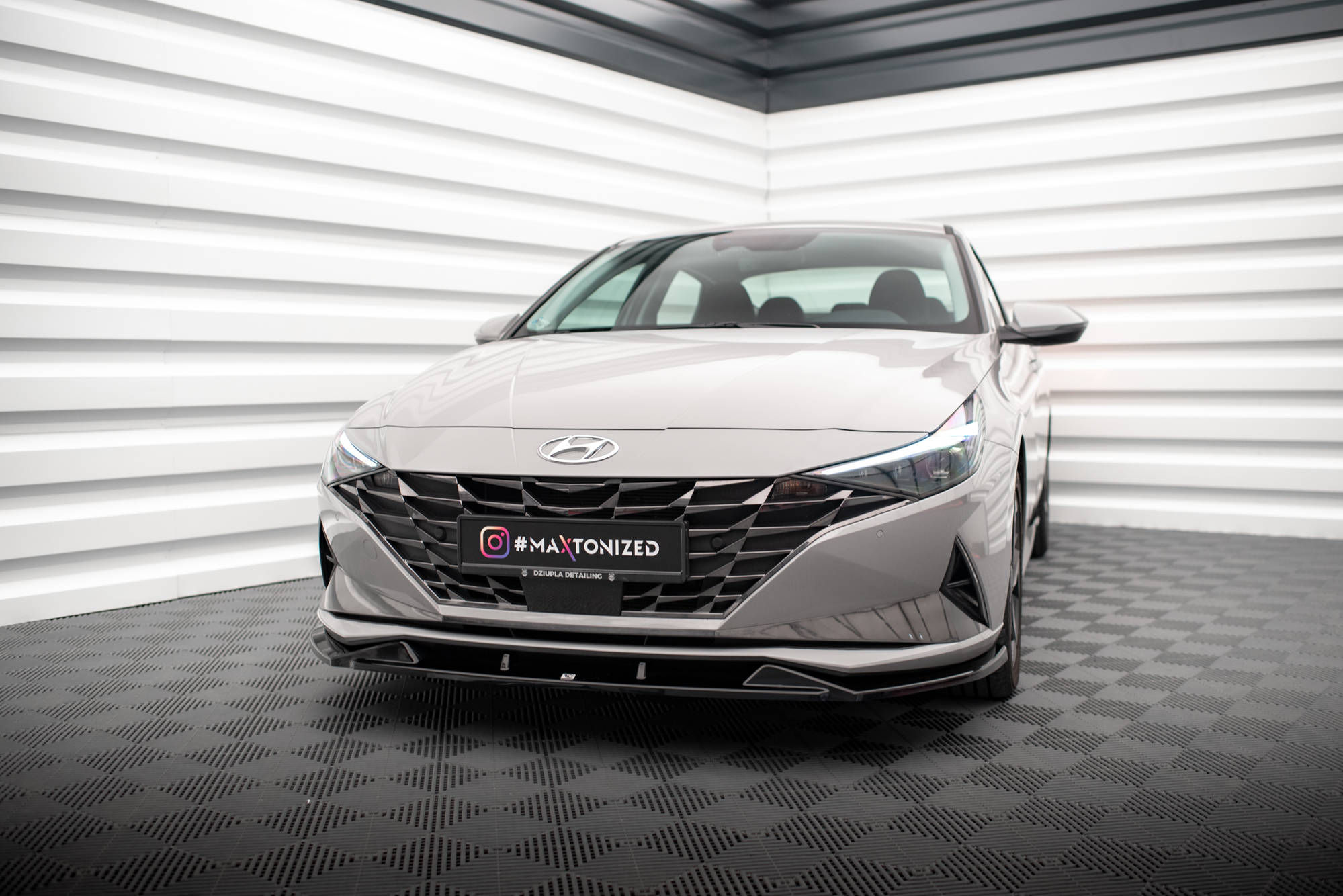 Maxton Design Передний спойлер Hyundai Elantra Mk7