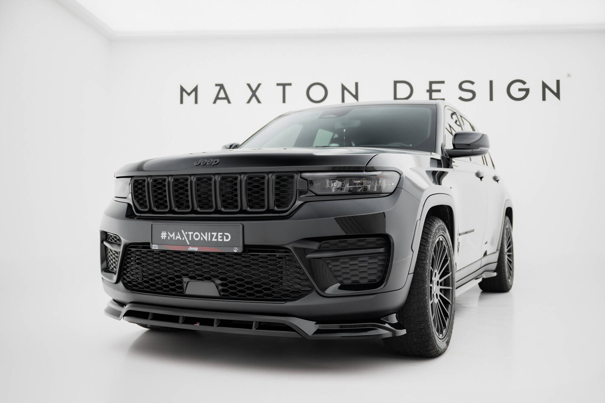 Maxton Design Передний сплиттер для Jeep Grand Cherokee Trailhawk Mk5