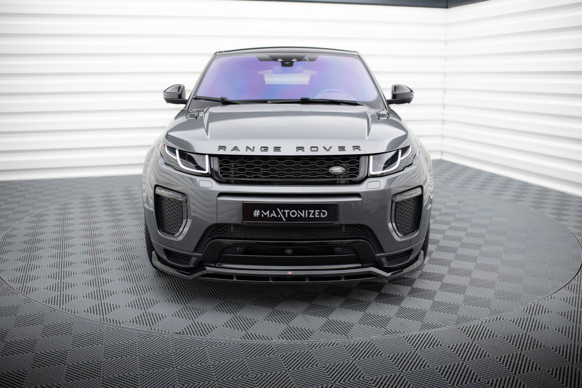 Maxton Design Передний сплиттер Land Rover Range Rover Evoque HSE Dynamic Mk1 Facelift — изображение 2