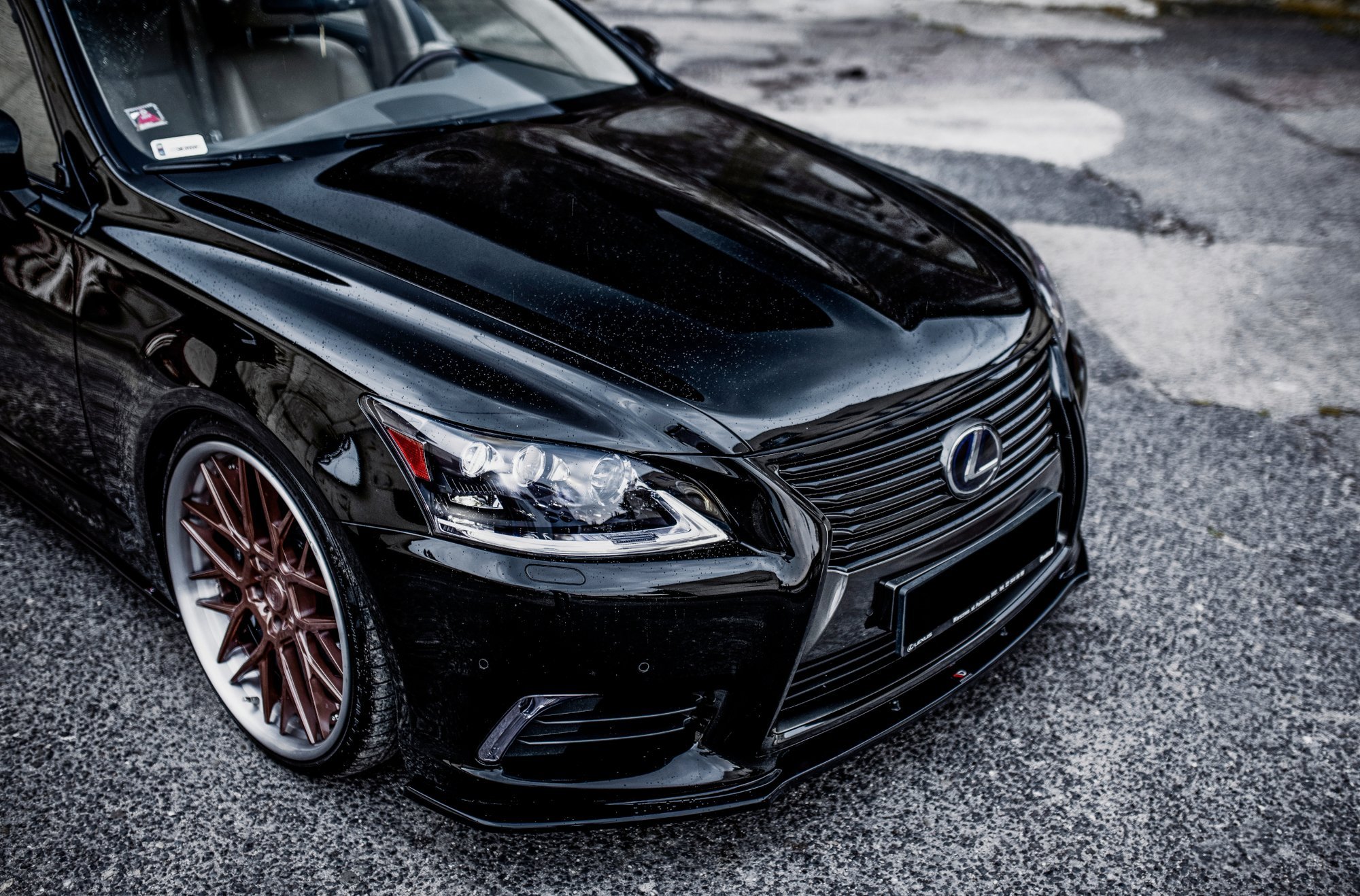 Maxton Design Передний сплиттер Lexus LS Mk4 после рестайлинга — изображение 6