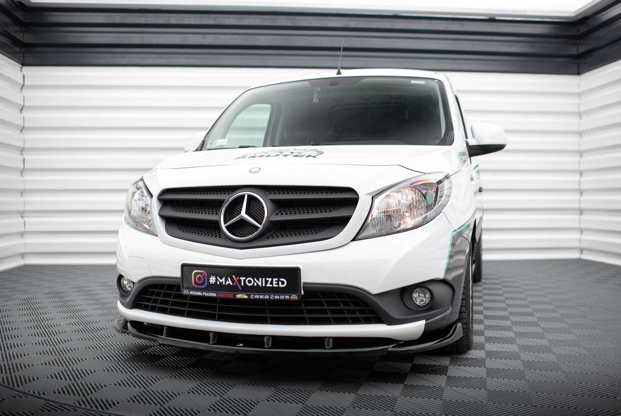 Maxton Design Передний сплиттер Mercedes-Benz Citan W415