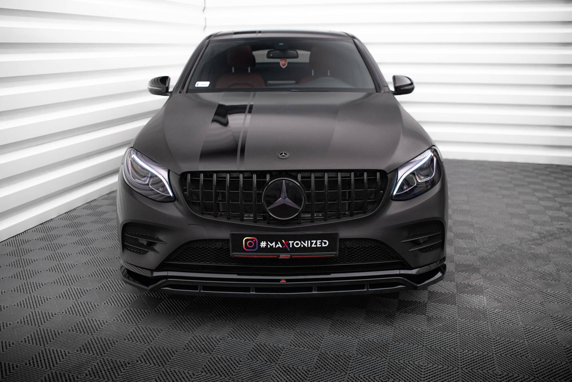 Maxton Design Передний сплиттер Mercedes-Benz GLC Coupe AMG-Line /43 AMG C253 — изображение 2