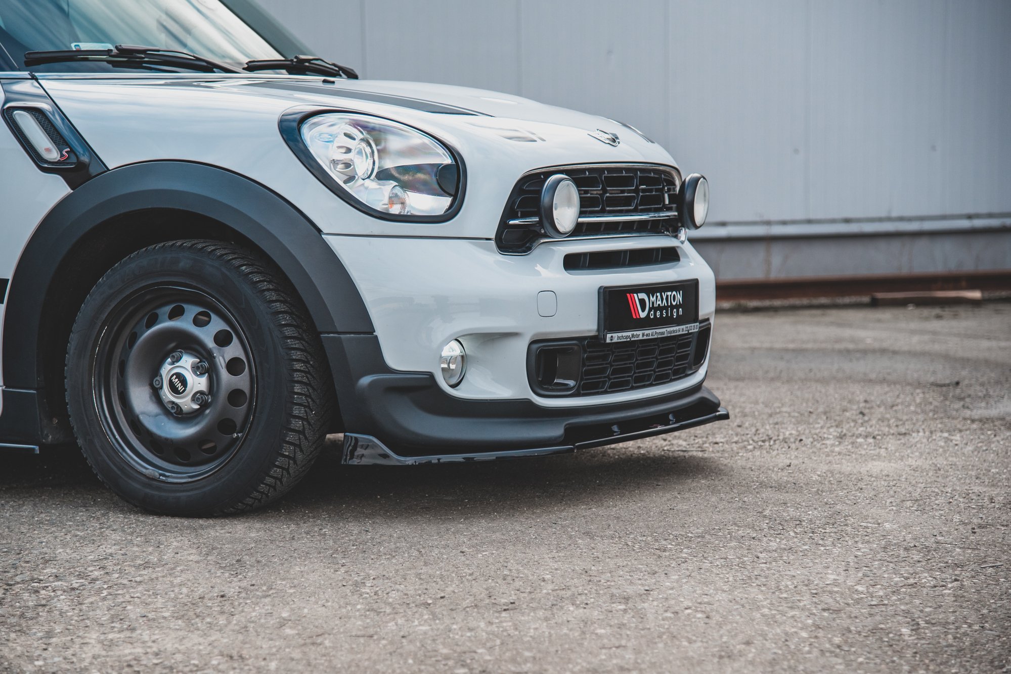 Maxton Design Передний сплиттер Mini Countryman Mk1 JCW — изображение 2