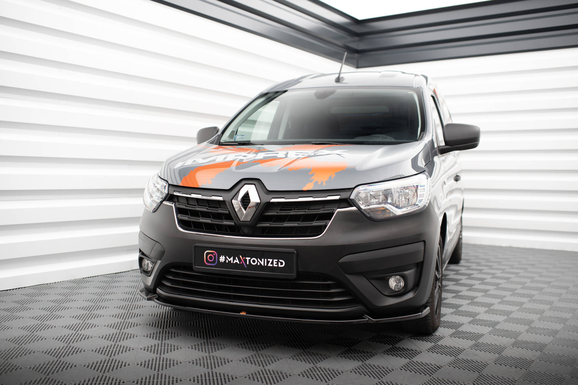 Maxton Design Передний спойлер Renault Express Mk2