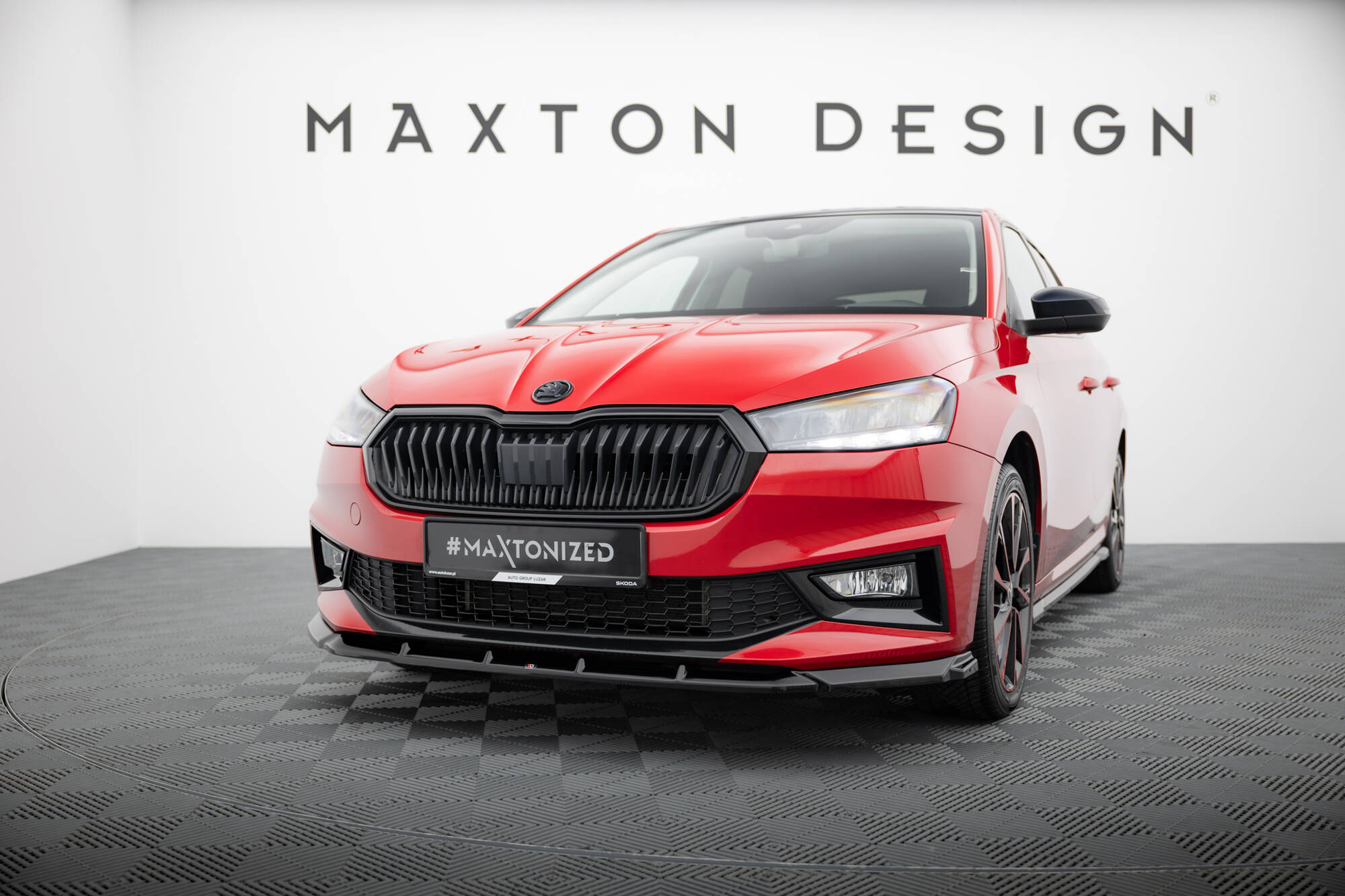 Maxton Design Передний сплиттер Skoda Fabia Mk4