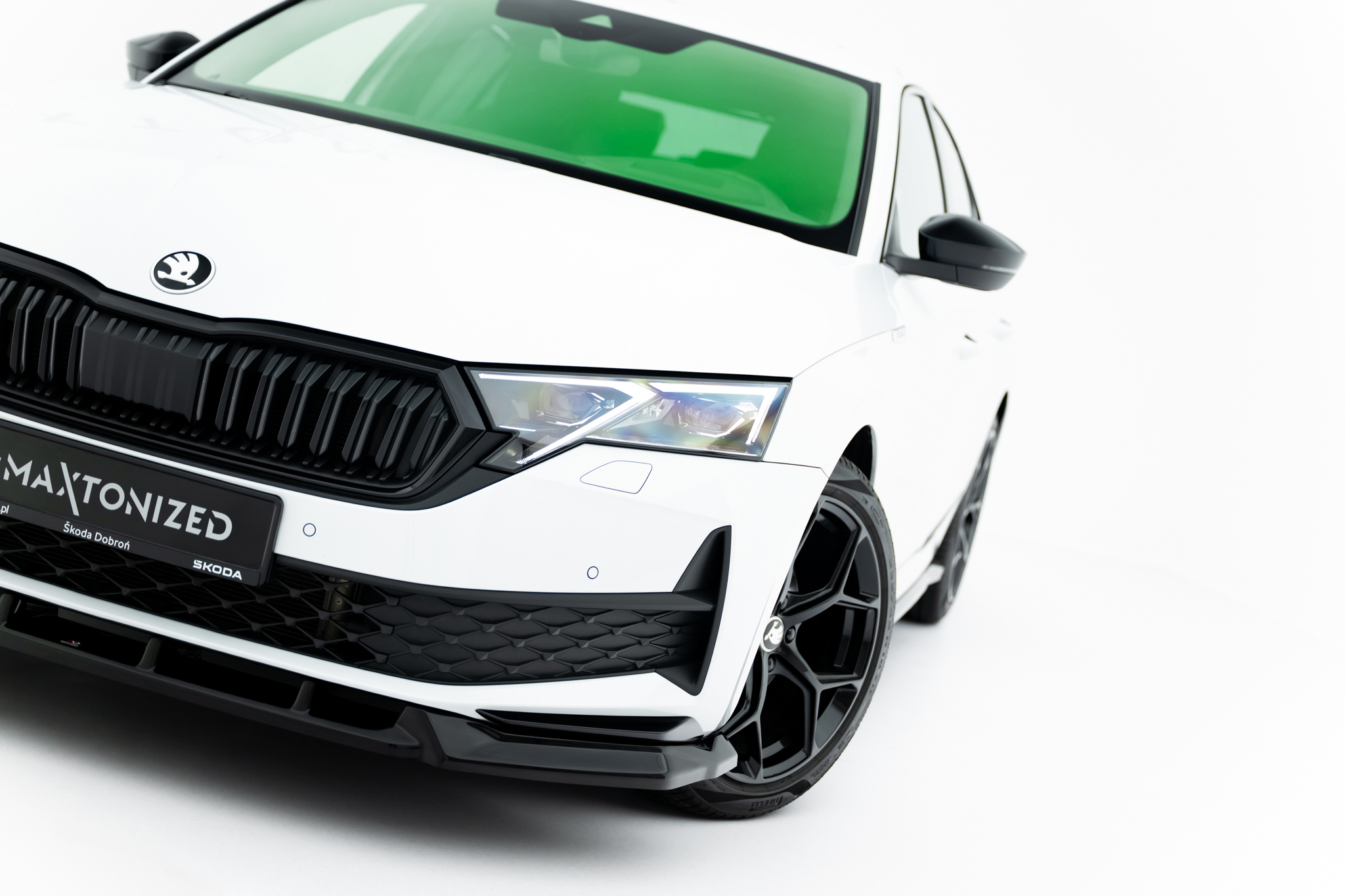 Maxton Design Передний сплиттер Skoda Octavia Sportline Liftback / Combi Mk4 Facelift — изображение 4