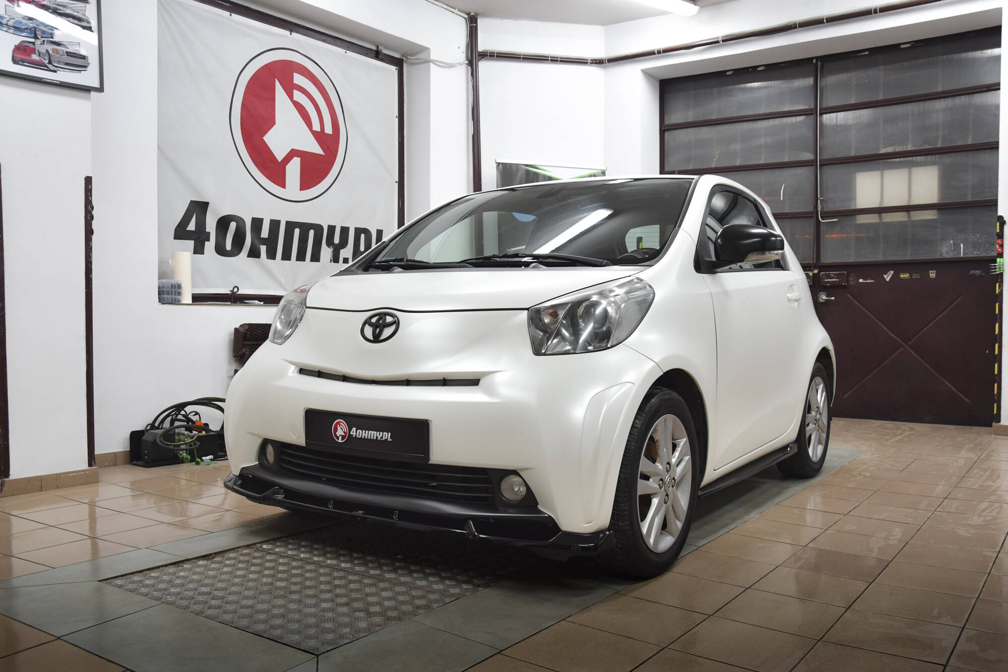 Maxton Design Передний сплиттер Toyota IQ