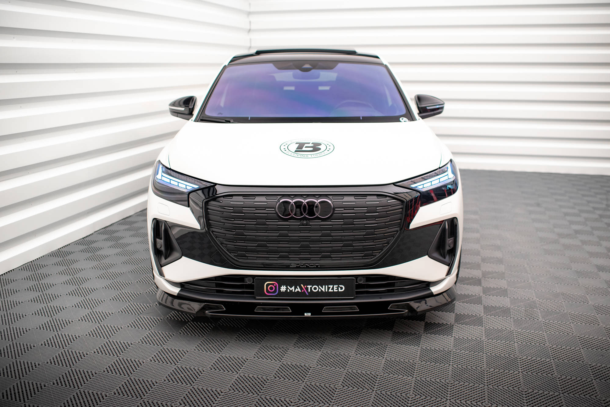 Maxton Design Передний сплиттер V.1 для Audi Q4 etron Sportback S-line Mk1 — изображение 3