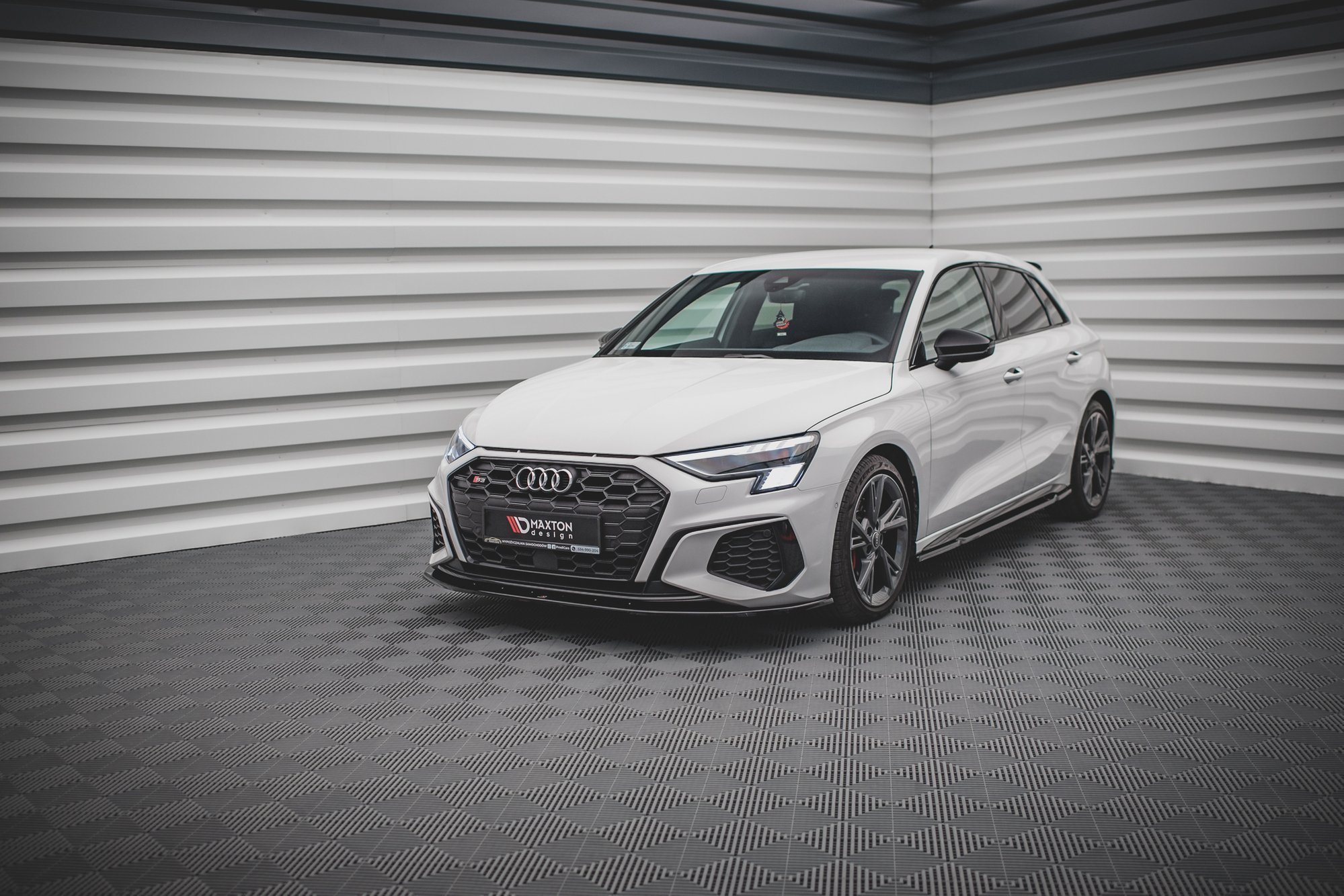 Maxton Design Передний сплиттер V.1 для Audi S3 / A3 S-Line 8Y