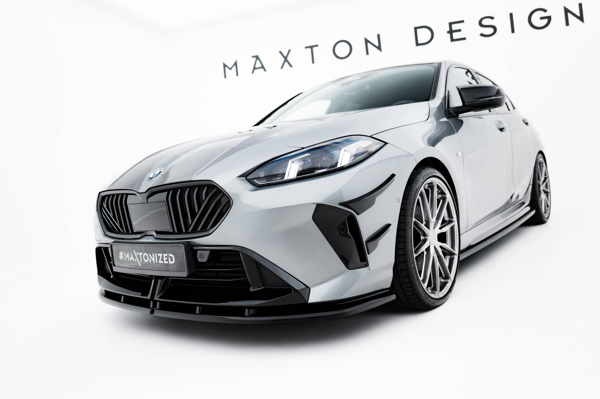 Maxton Design Передний сплиттер V.1 для BMW M135i F70