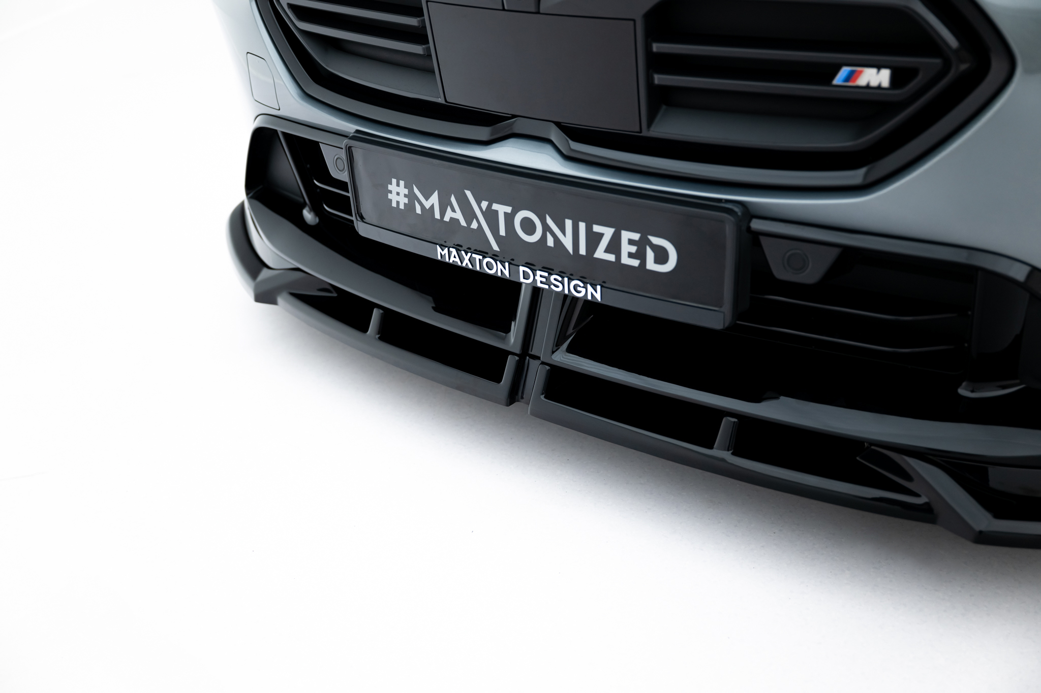 Maxton Design Передний сплиттер V1 для BMW M135i M Performance F70 — изображение 4