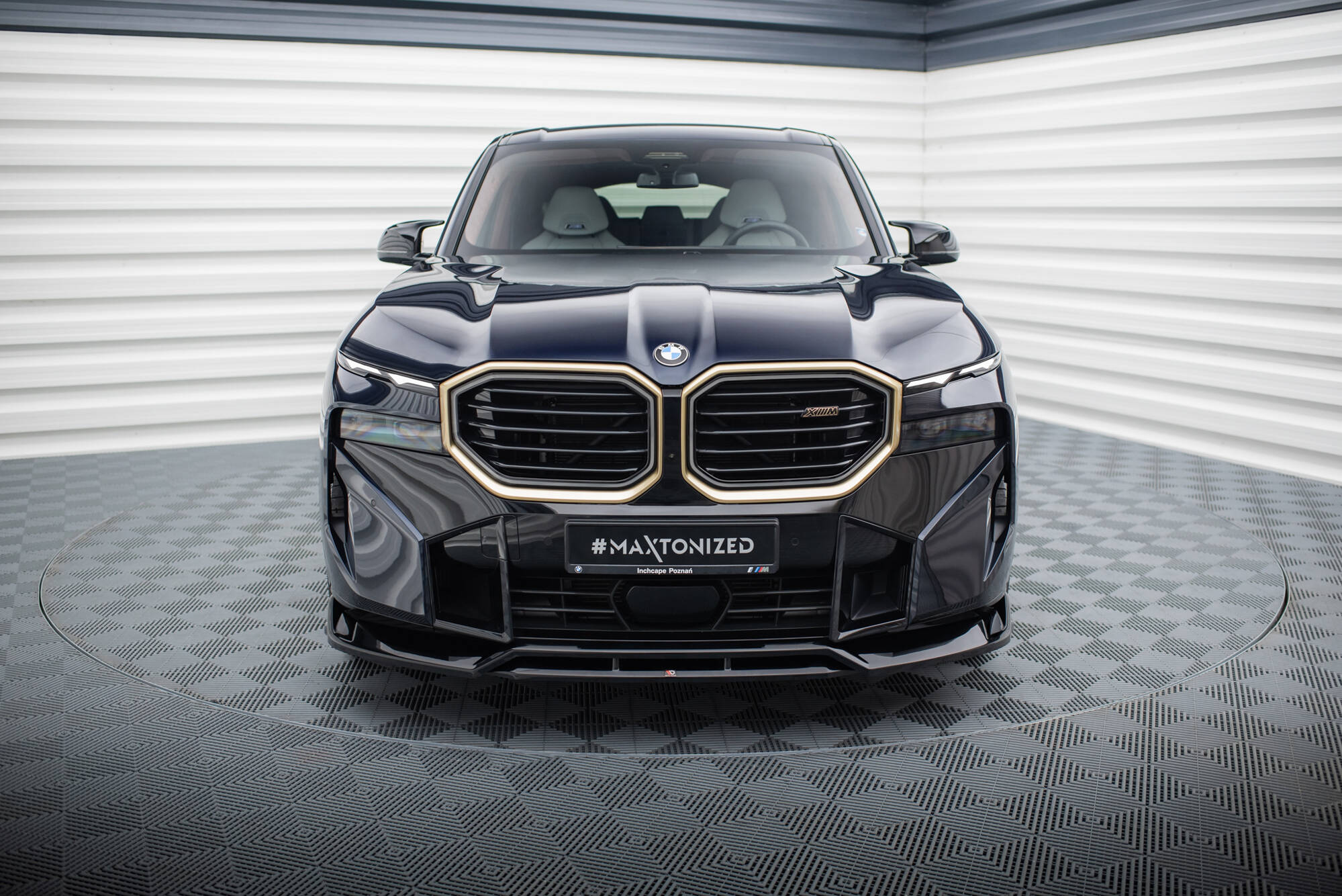 Maxton Design Передний сплиттер V.1 BMW XM G09 — изображение 2