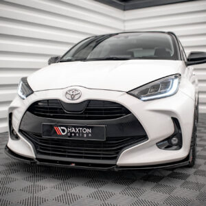 Maxton Design Передний сплиттер V.1 + закрылки Toyota Yaris Mk4