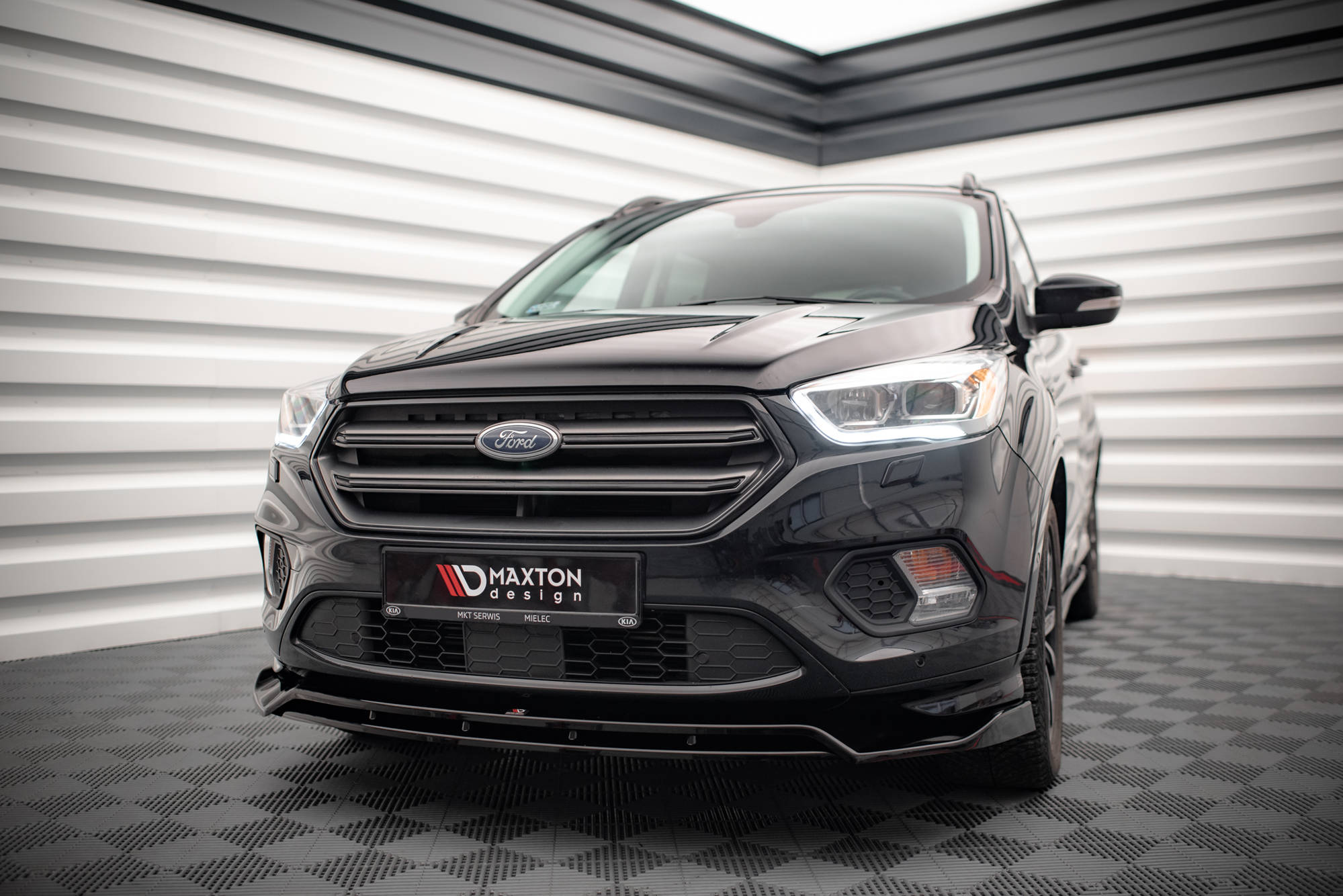 Maxton Design Передний сплиттер V.1 для Ford Escape ST-Line Mk3