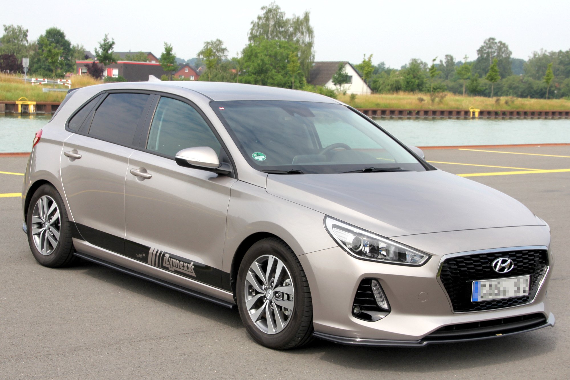 Maxton Design Передний сплиттер V.1 для Hyundai I30 MK3 Хэтчбек — изображение 4