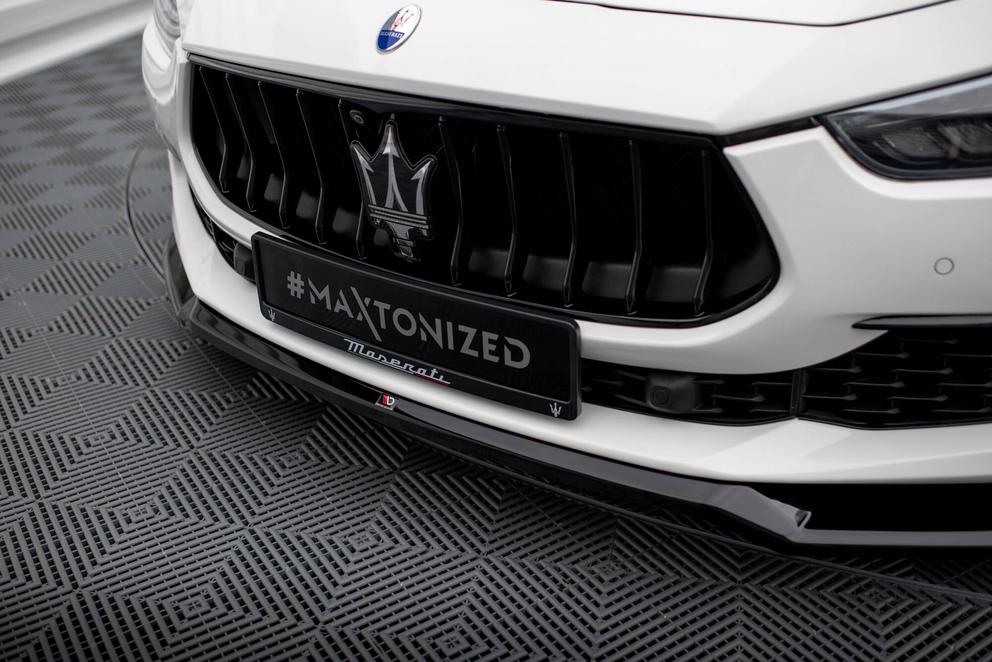 Maxton Design Передний сплиттер V.1 для Maserati Ghibli Mk3 (рестайлинг) — изображение 3