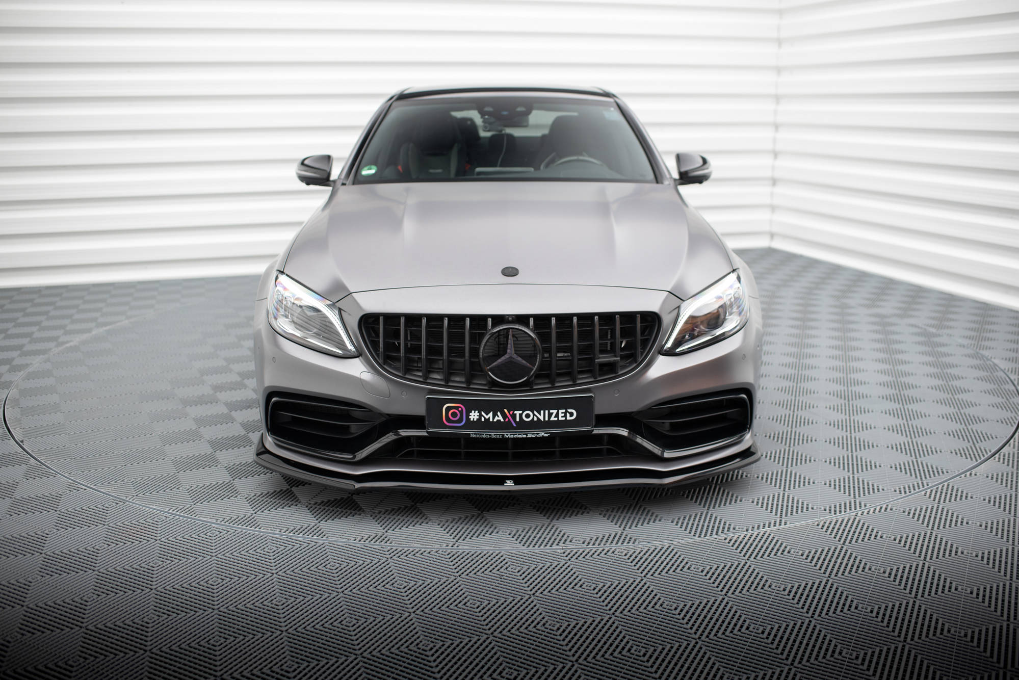 Maxton Design Передний сплиттер V1 для Mercedes-AMG C63 Седан / Универсал W205 (рестайлинг) — изображение 2
