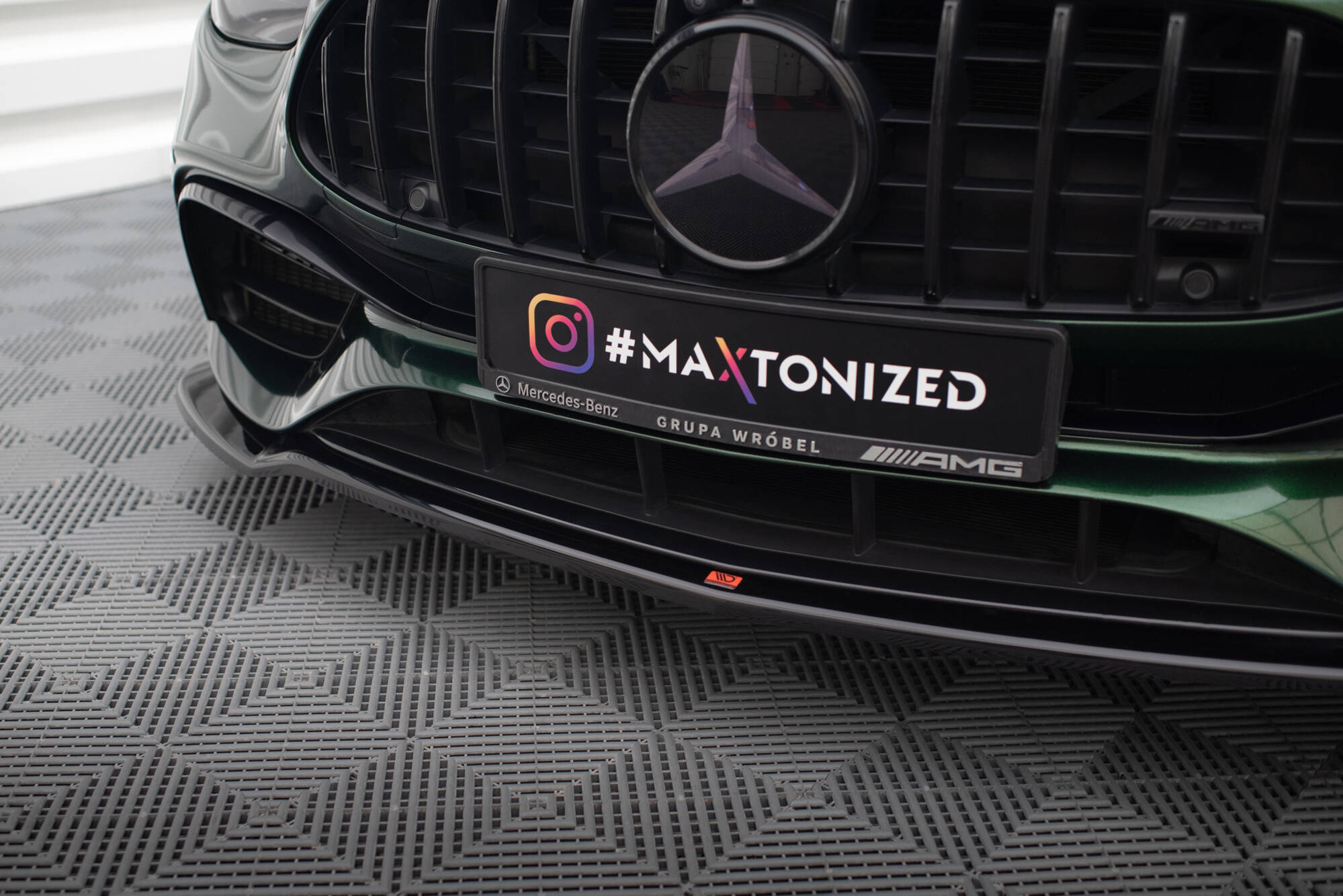 Maxton Design Передний сплиттер V.1 для Mercedes-AMG E63 W213 (рестайлинг) — изображение 3