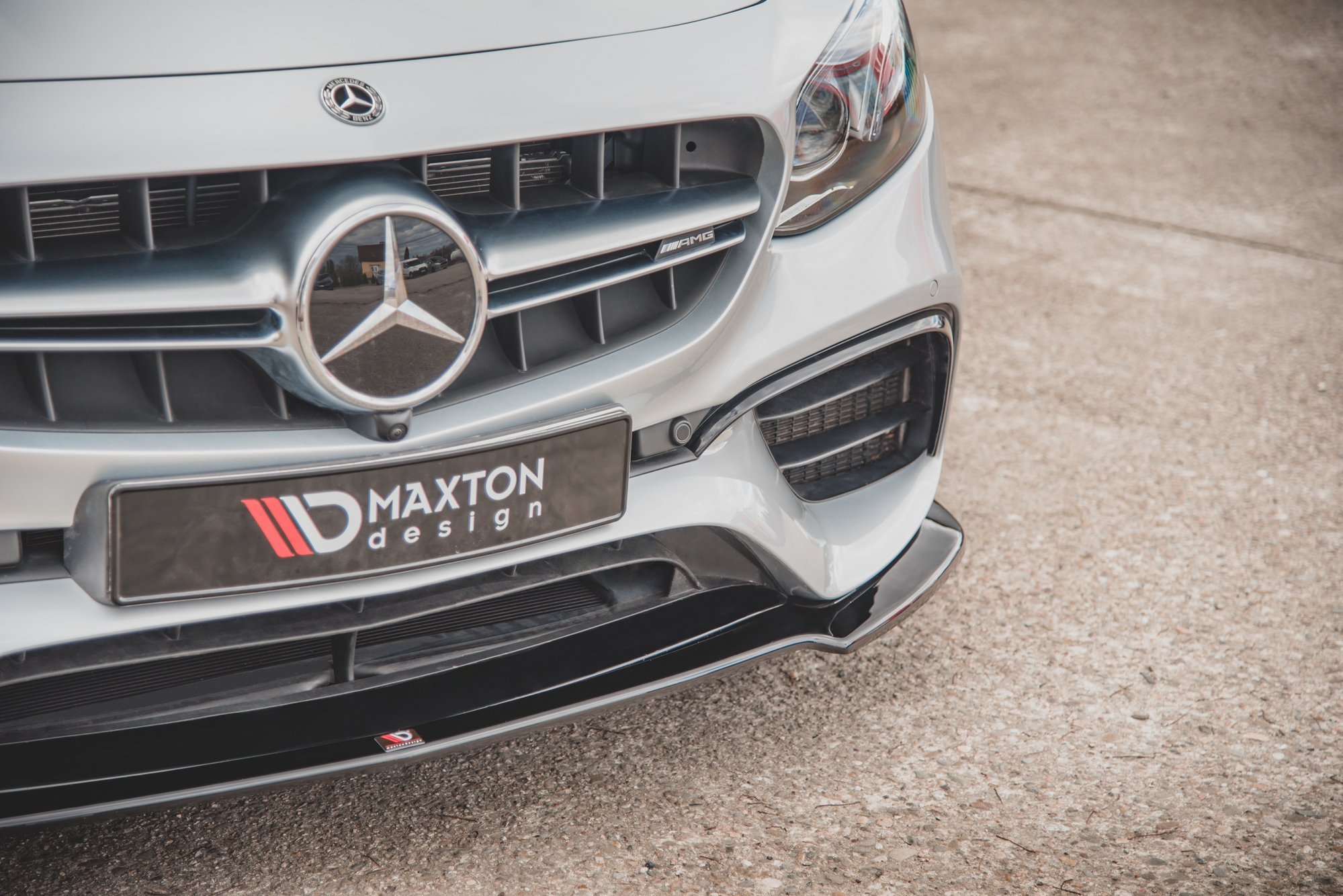 Maxton Design Передний сплиттер V.1 для Mercedes-Benz E63 AMG универсал/седан S213/W213 — изображение 3