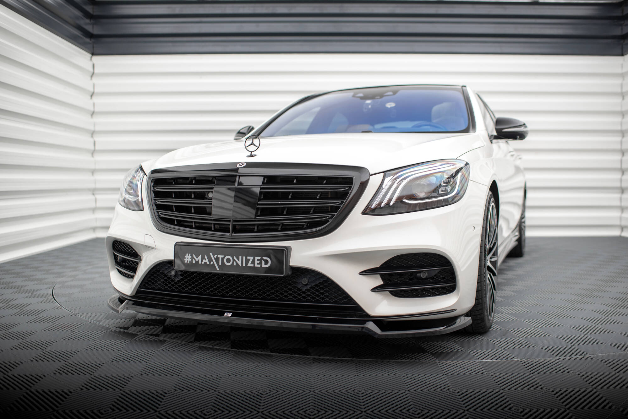 Maxton Design Передний сплиттер V.1 Mercedes-Benz S AMG-Line W222 рестайлинг