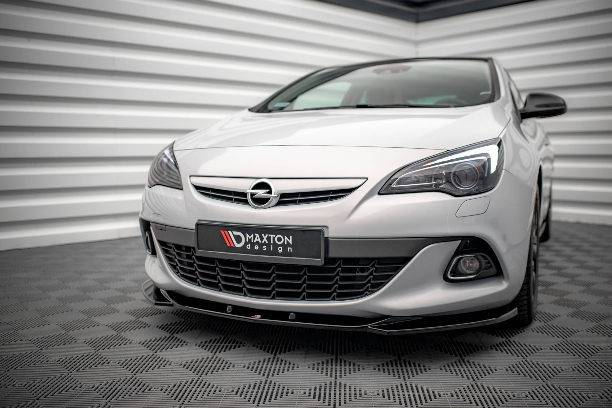 Maxton Design Передний сплиттер V.1 для Opel Astra GTC OPC-Line J