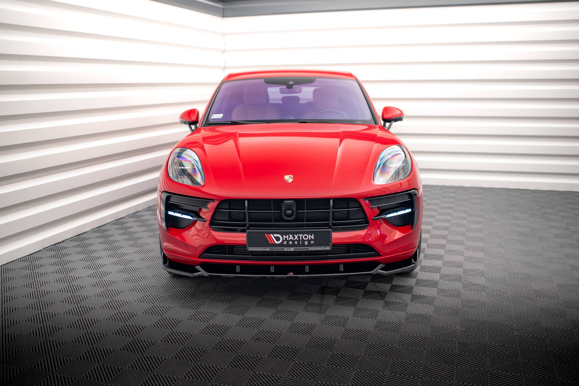 Maxton Design Передний сплиттер V.1 для Porsche Macan GTS / Sport Design Mk1 Facelift — изображение 2