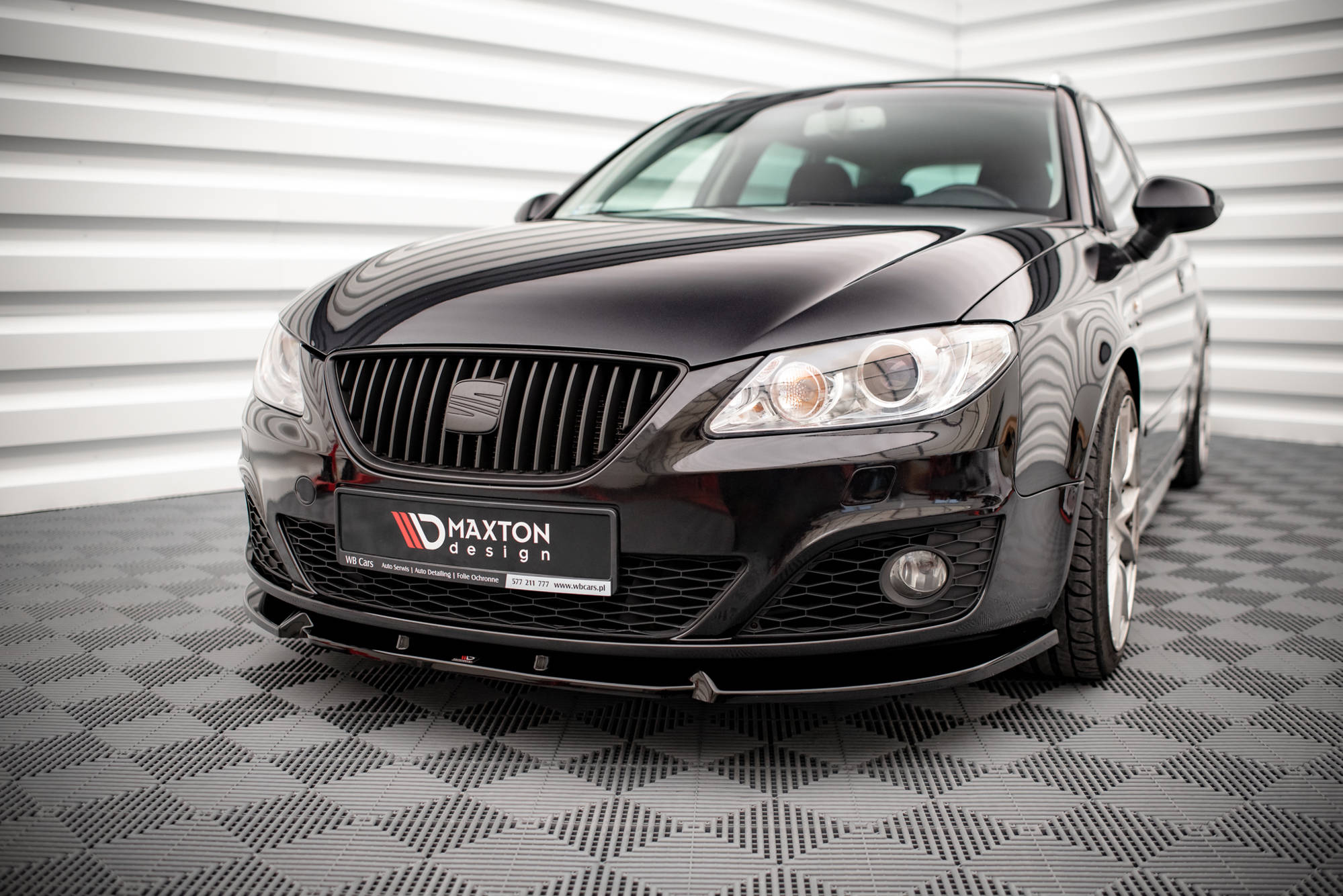 Maxton Design Передний сплиттер V.1 Seat Exeo