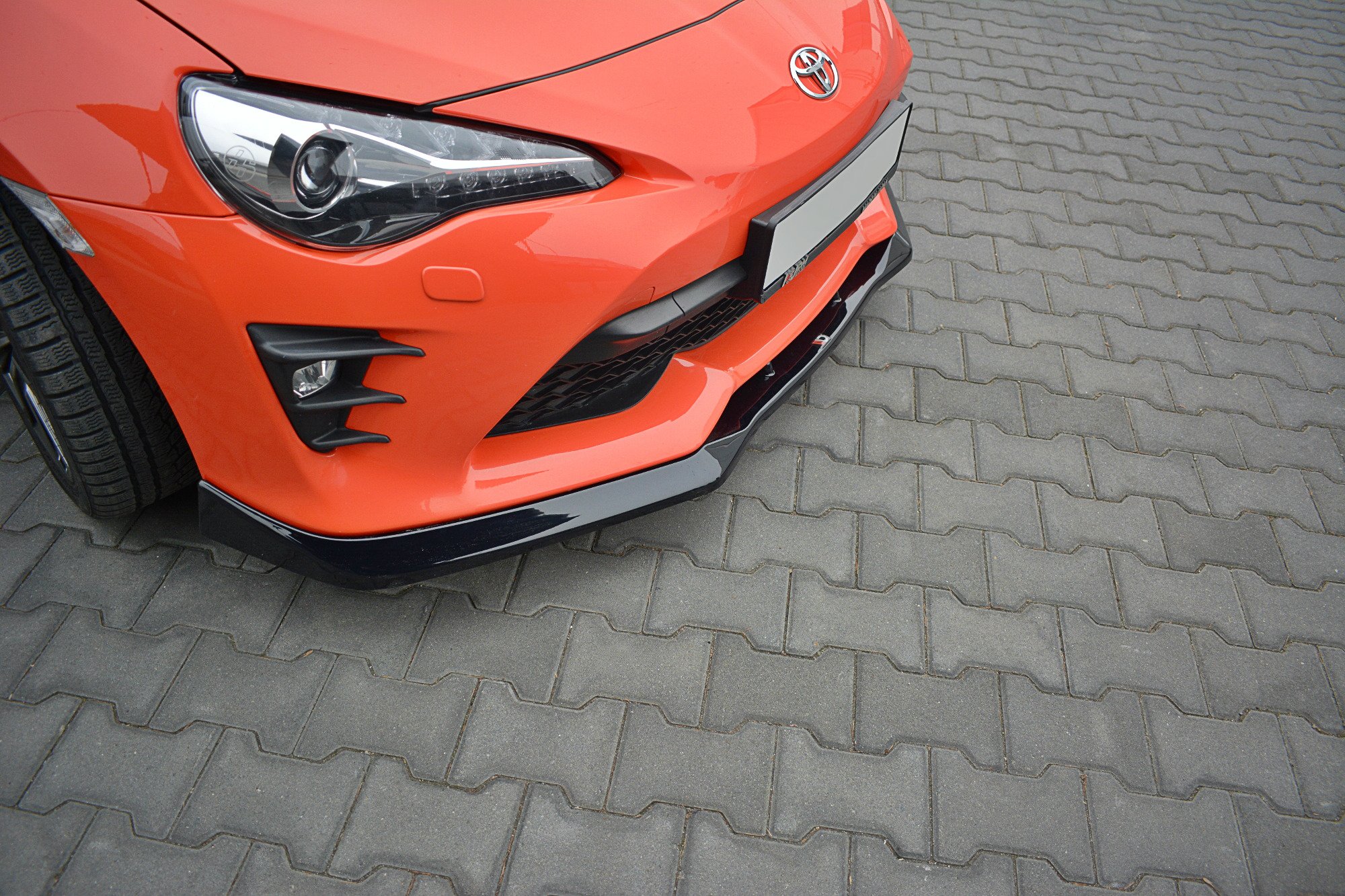 Maxton Design Передний сплиттер V.1 для Toyota GT86 (рестайлинг)