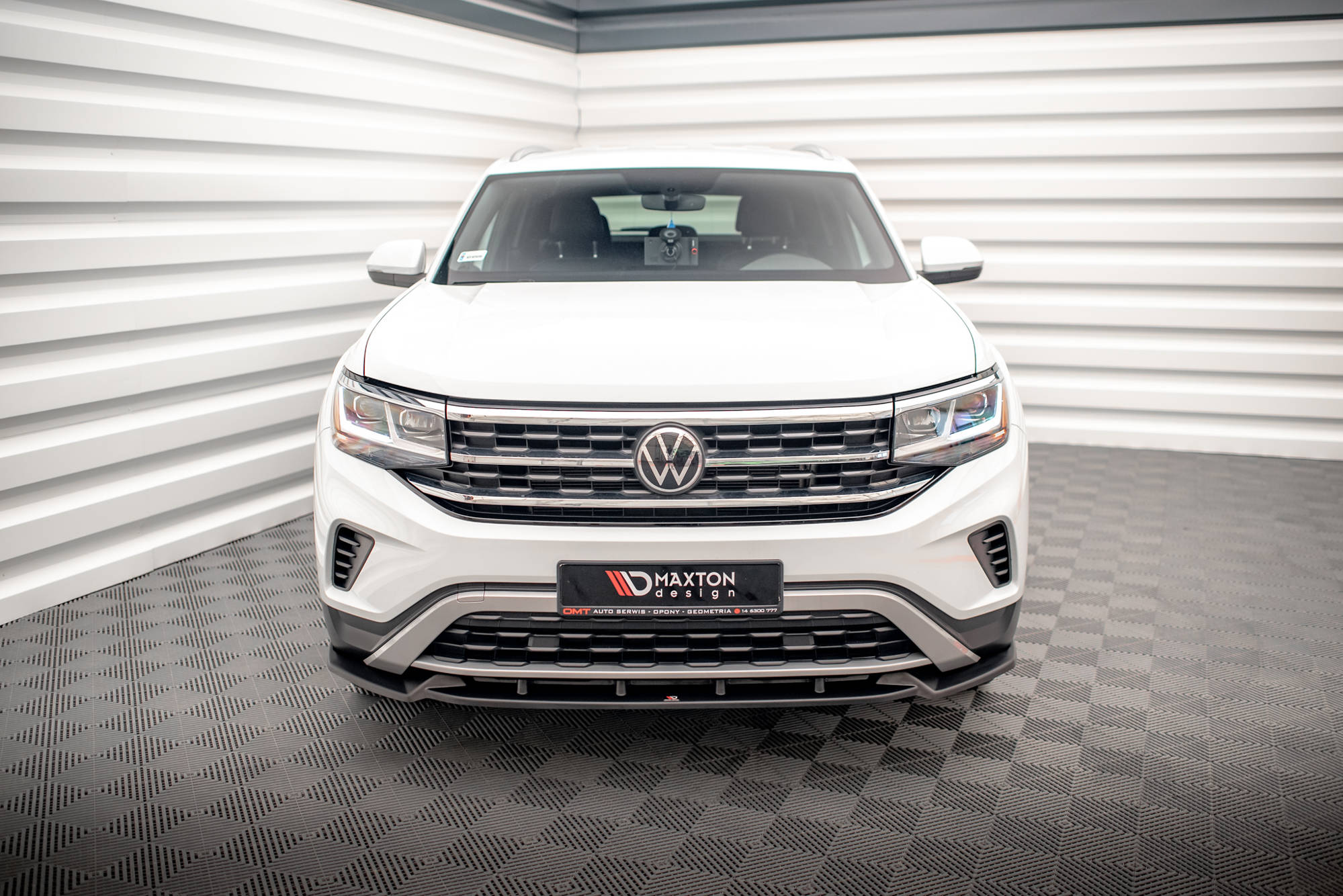 Maxton Design Передний сплиттер V.1 для Volkswagen Atlas Cross Sport — изображение 2