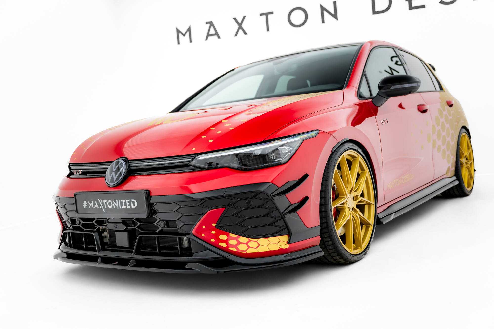 Maxton Design Передний сплиттер V.1 Volkswagen Golf GTI Clubsport Mk8 Рестайлинг
