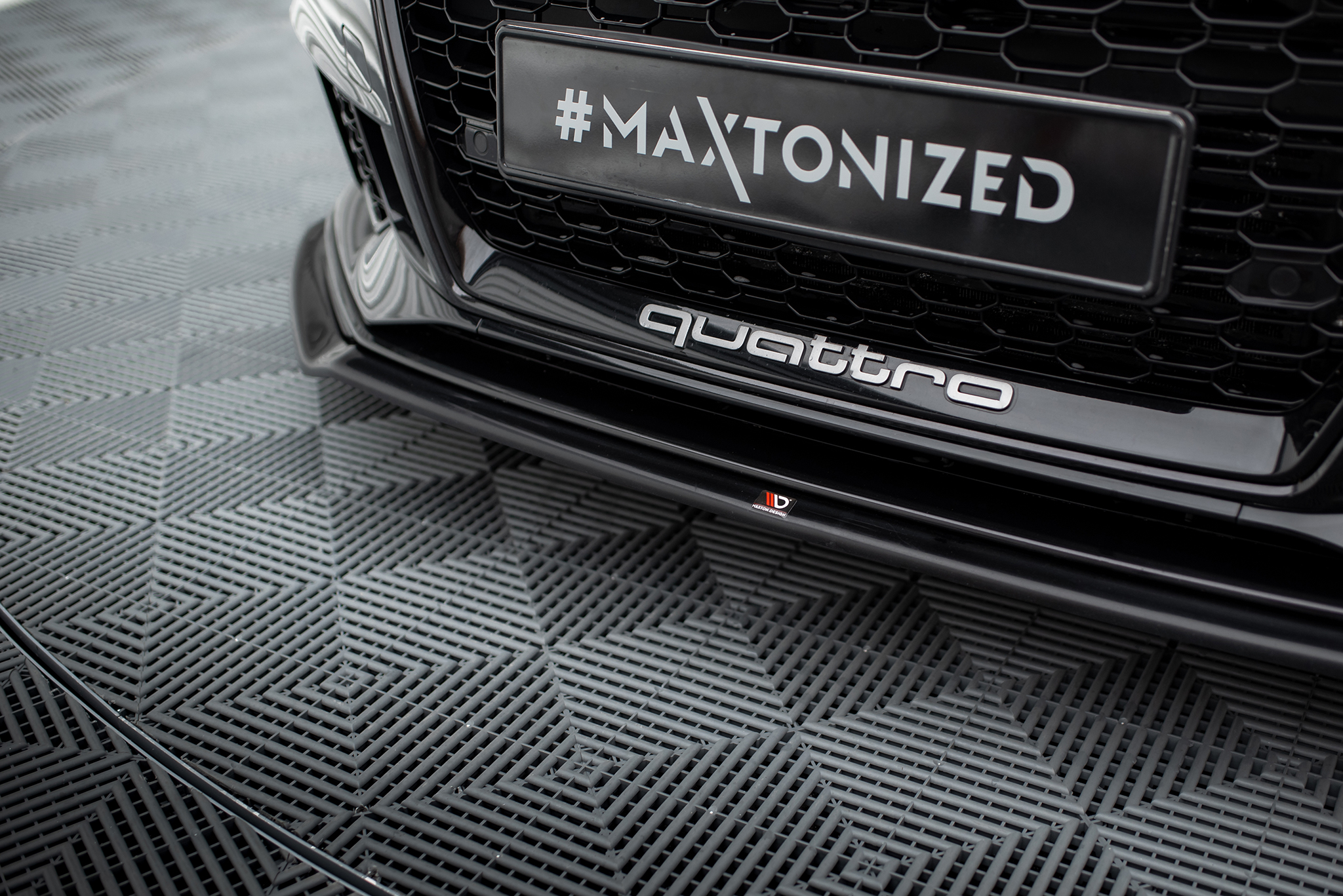 Maxton Design Передний сплиттер V.2 для Audi RS3 Sedan 8V Facelift — изображение 2