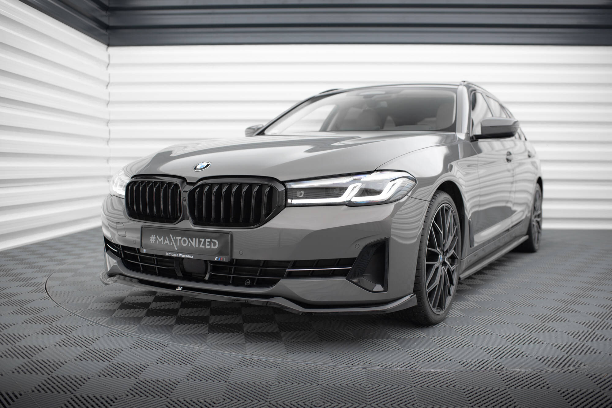 Maxton Design Передний сплиттер V.2 для BMW 5 G30 / G31 (рестайлинг)