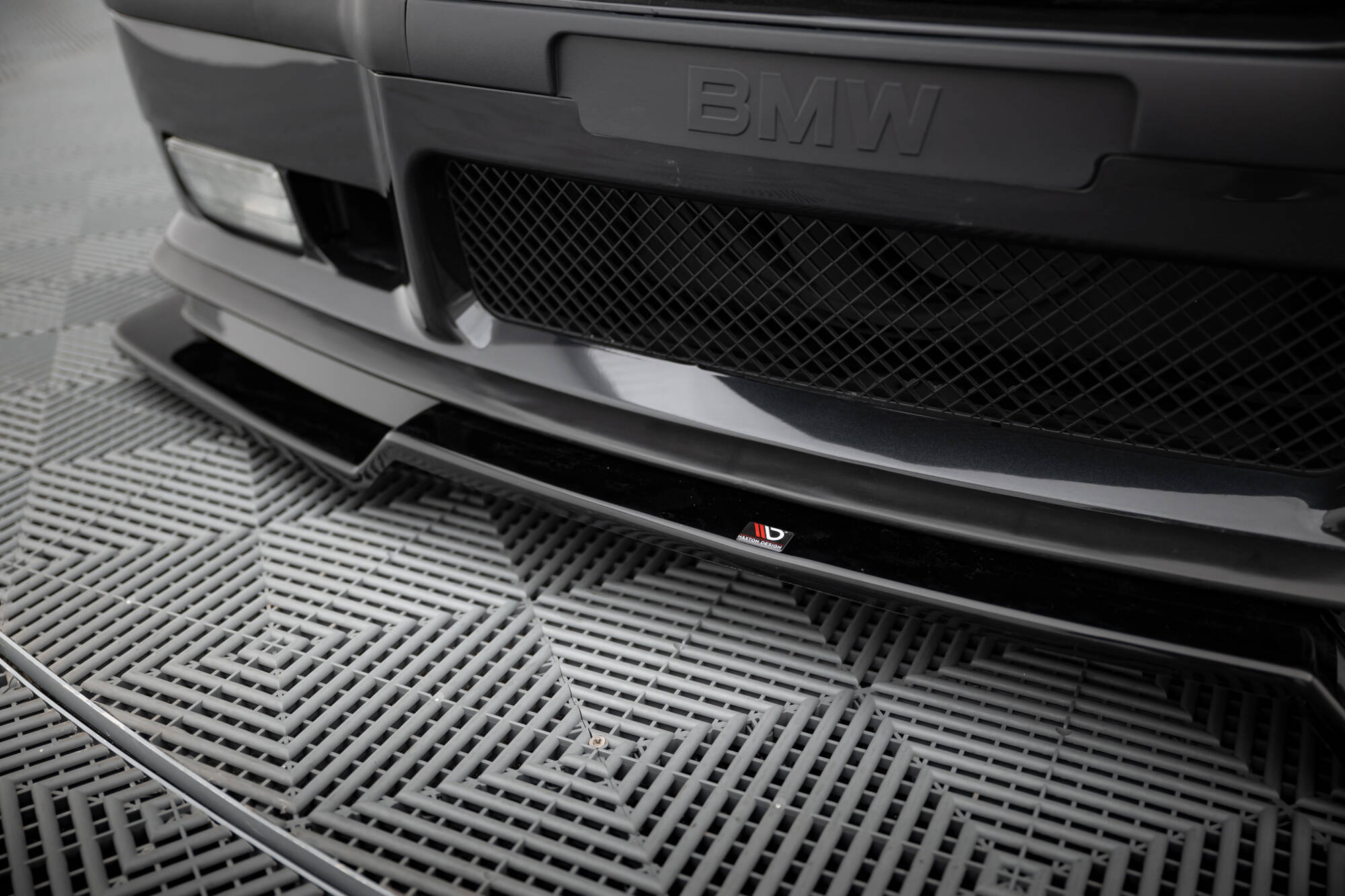 Maxton Design Передний сплиттер V.2 для BMW M3 / 3 M-Pack E36 Coupe — изображение 3