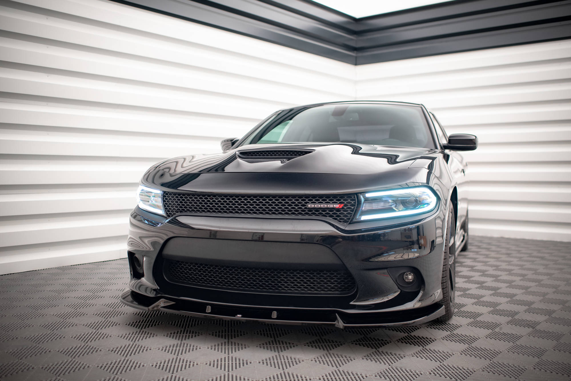 Maxton Design Передний сплиттер V.2 для Dodge Charger SRT Mk7 (рестайлинг)