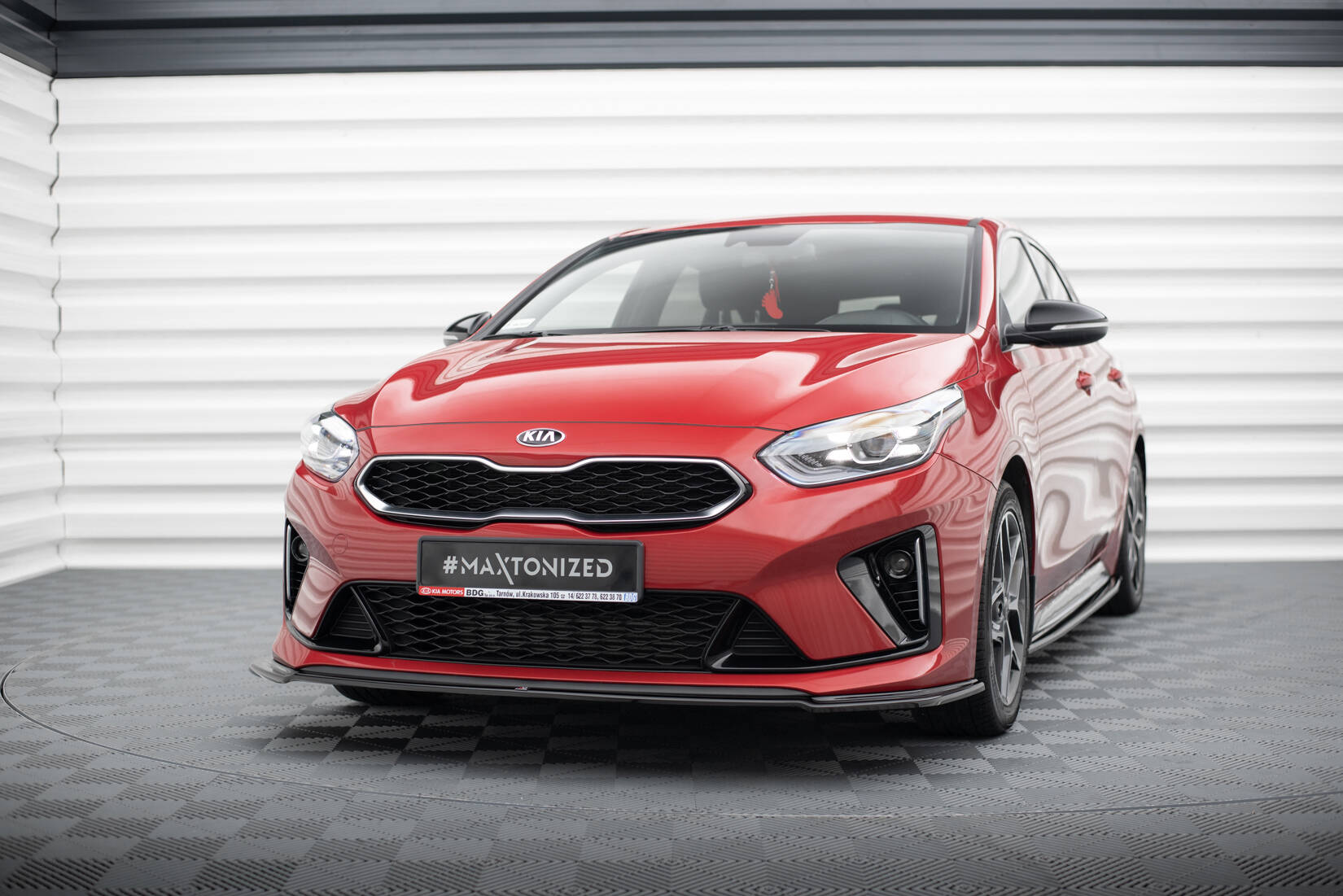 Maxton Design Передний сплиттер V.2 для Kia Ceed GT / GT-Line Mk3 / Proce Mk1