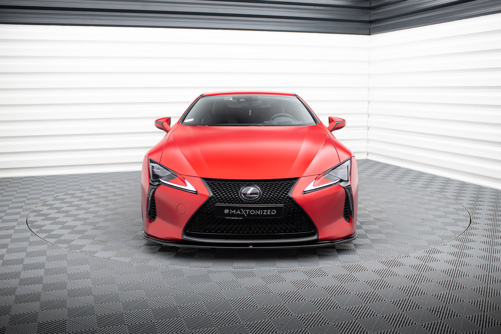 Maxton Design Передний сплиттер V.2 для Lexus LC 500 — изображение 2
