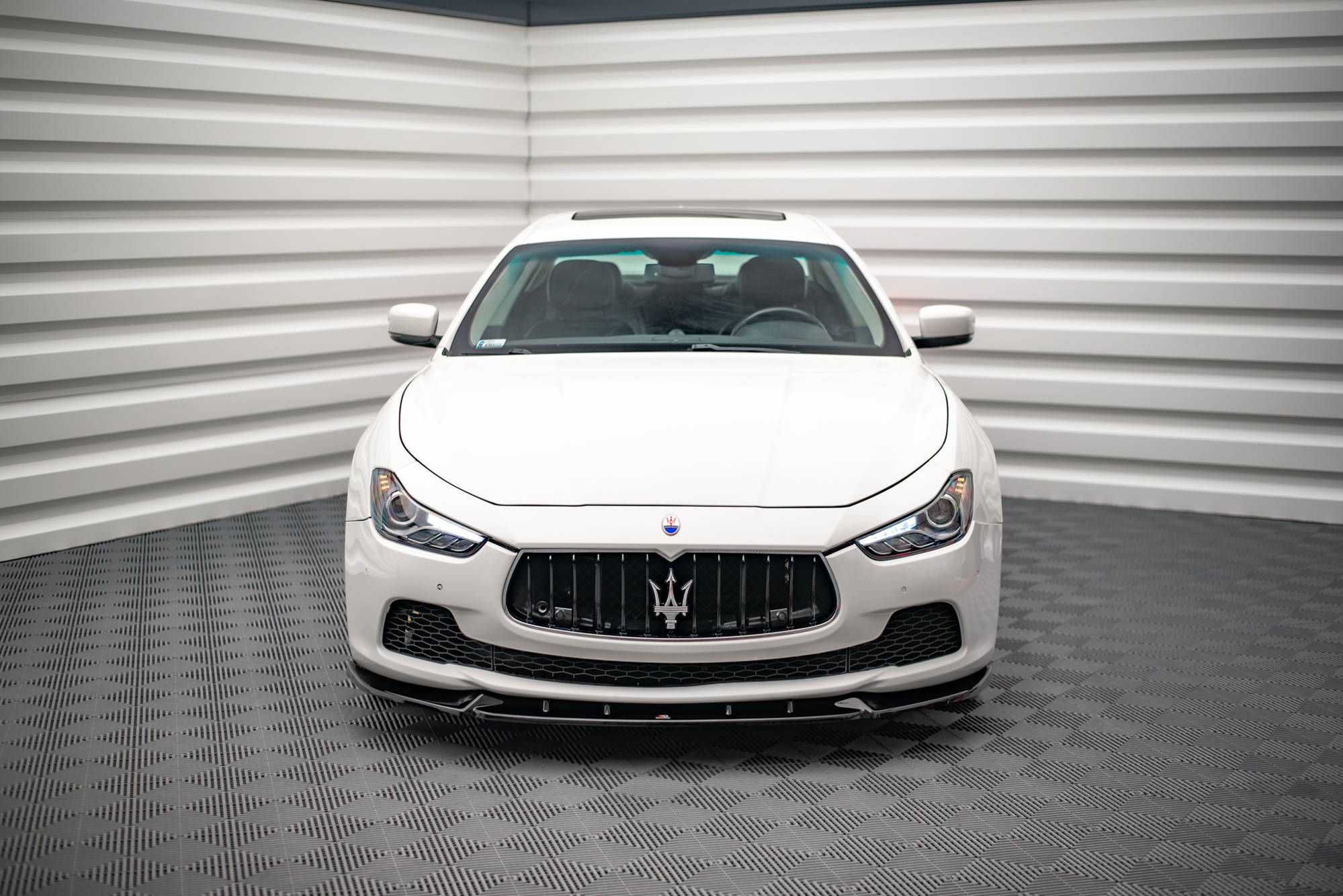 Maxton Design Передний сплиттер V.2 Maserati Ghibli Mk3
