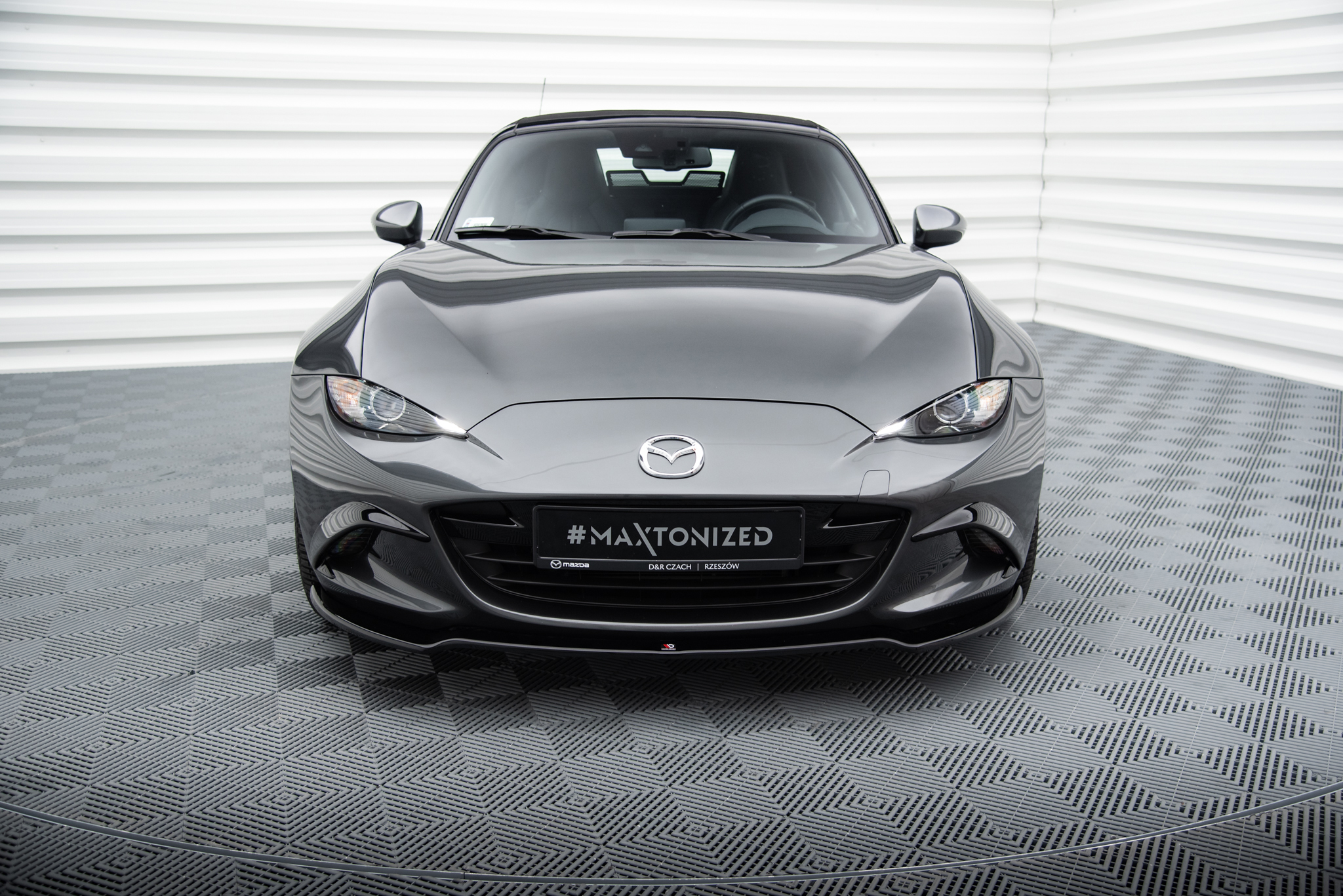 Maxton Design Передний сплиттер V.2 Mazda MX-5 ND (Mk4) — изображение 3